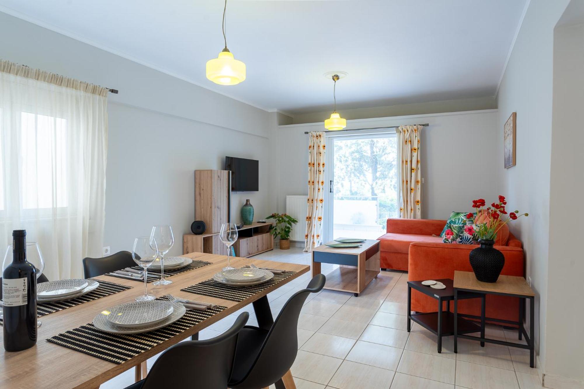 Comfortable 3-bedroom Maisonette Near The Sea Villa *
