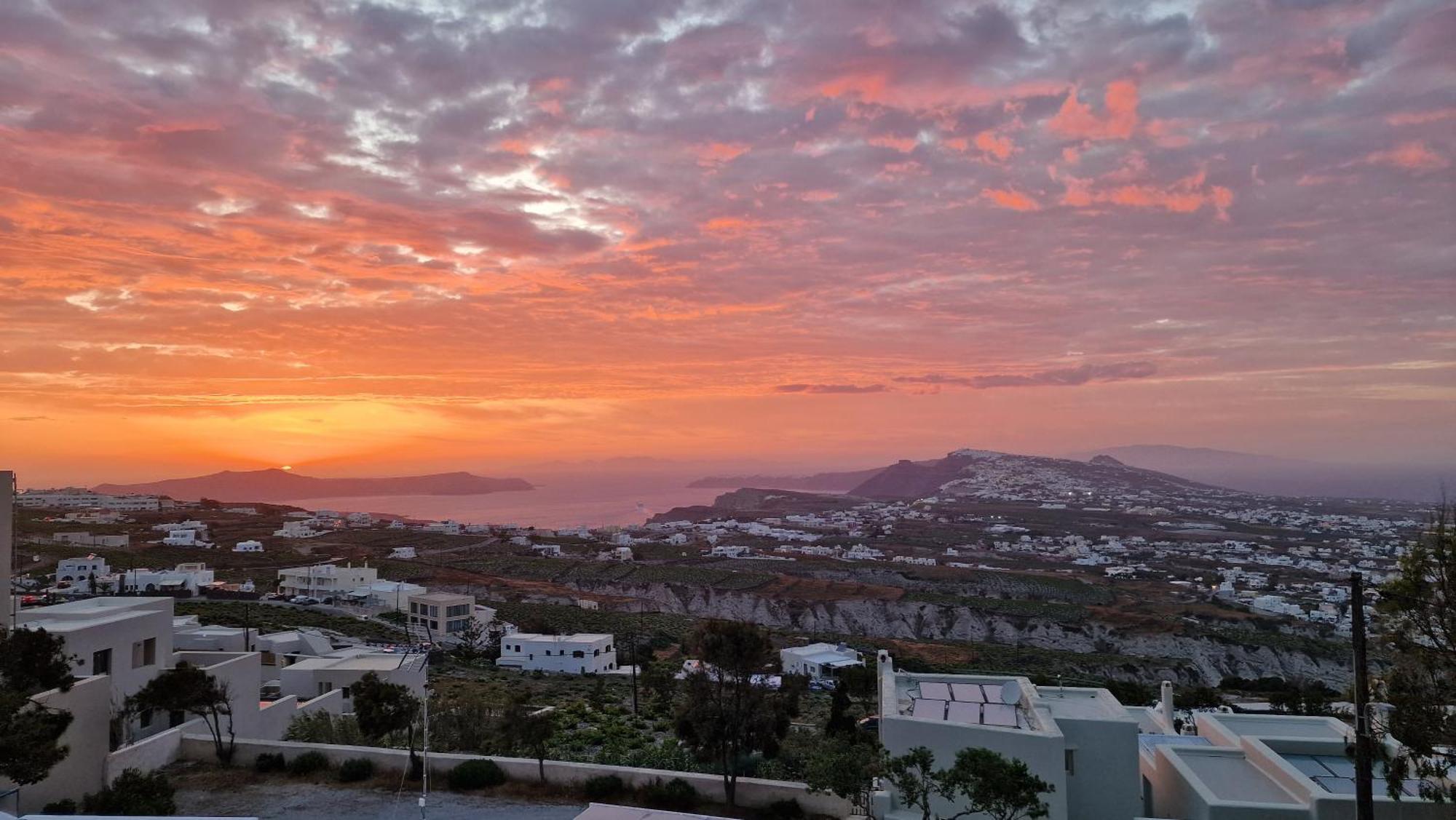 Villa Karpimo North - Sunset View - Private Jacuzzi - Up To 4pp *