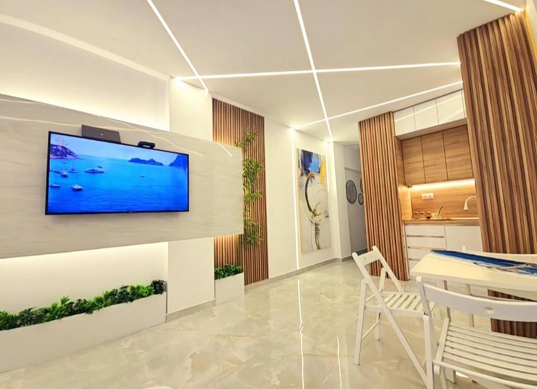 Apartment Sun Sea No 7 First Line *