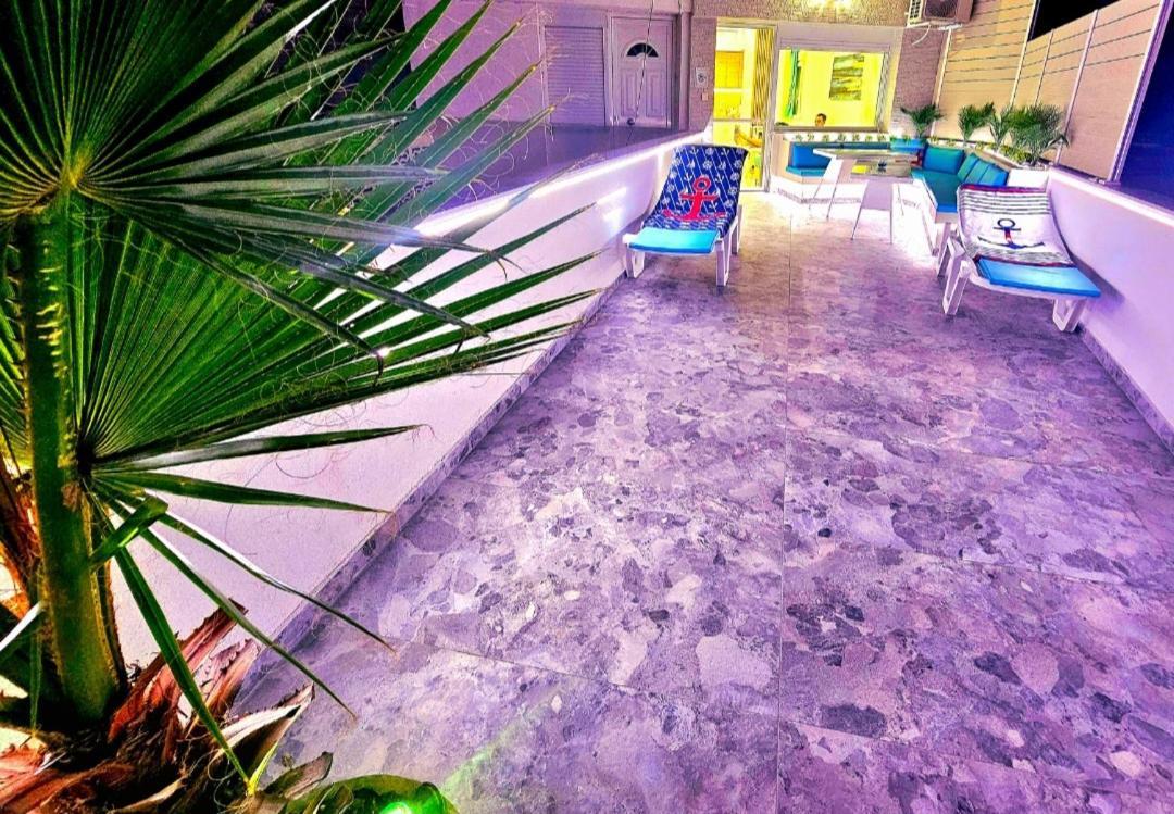 Sun Sea No 7 First Line Apartment