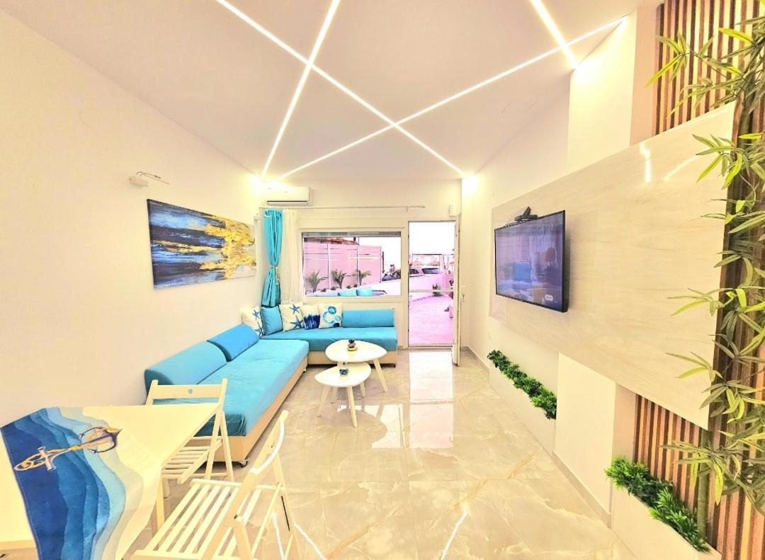 Sun Sea No 7 First Line * Peraia (Thessaloniki)