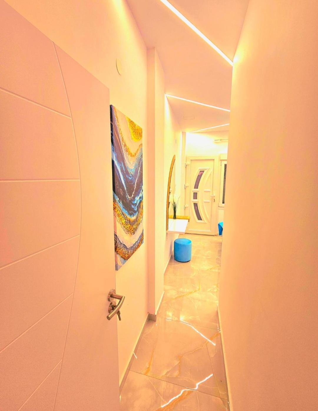 Apartment Sun Sea No 7 First Line