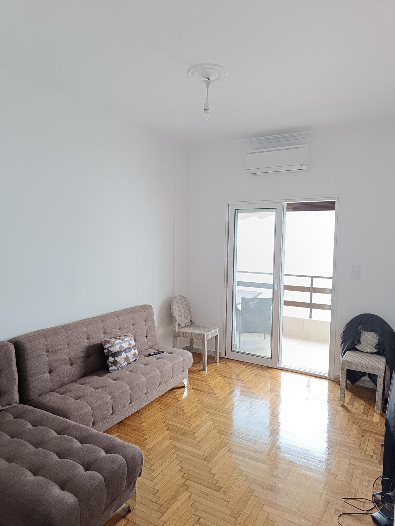 Seaside Serenity Apartment
