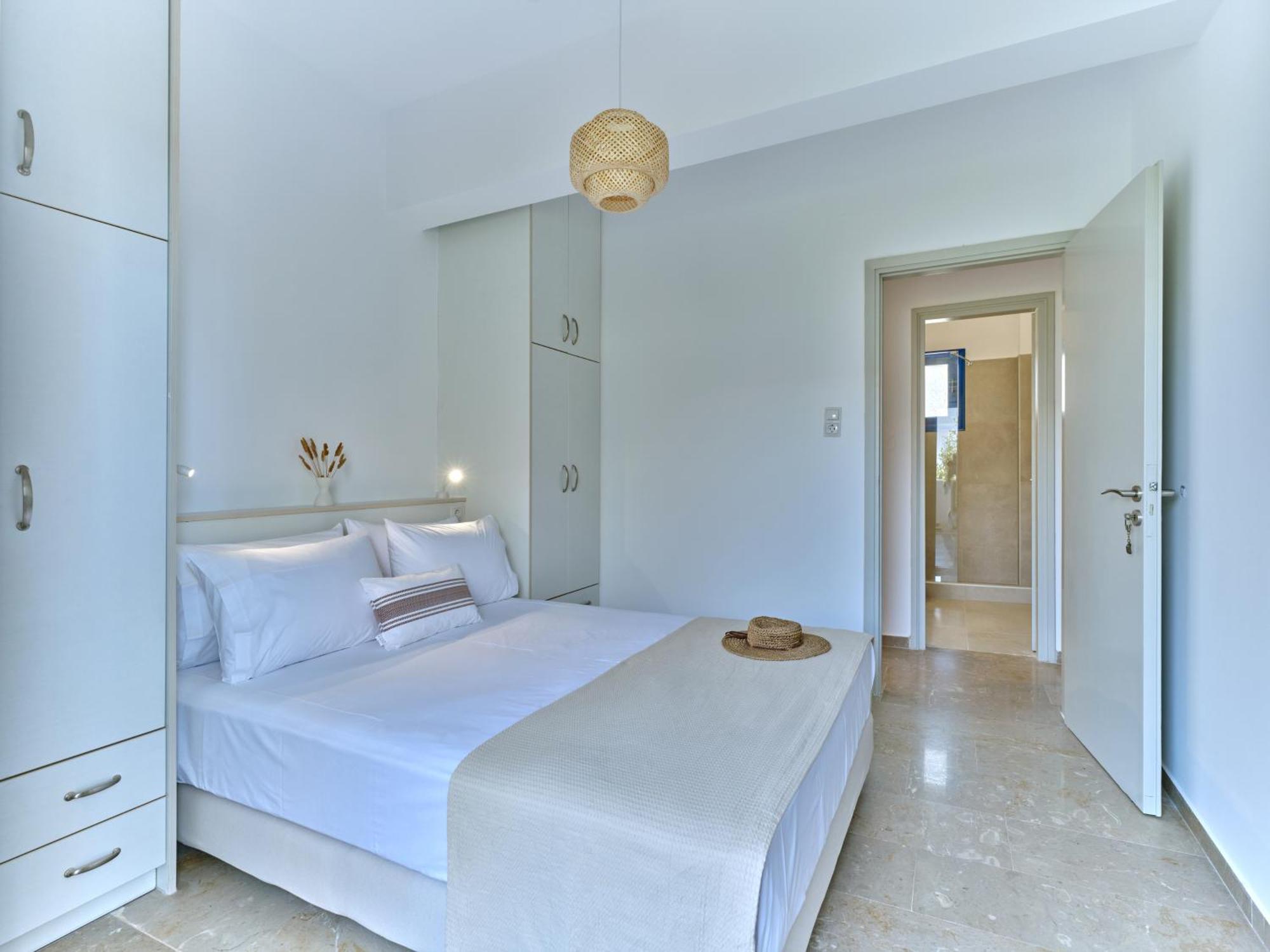 Aurora Beachside Home, Beach, Paros Apartment