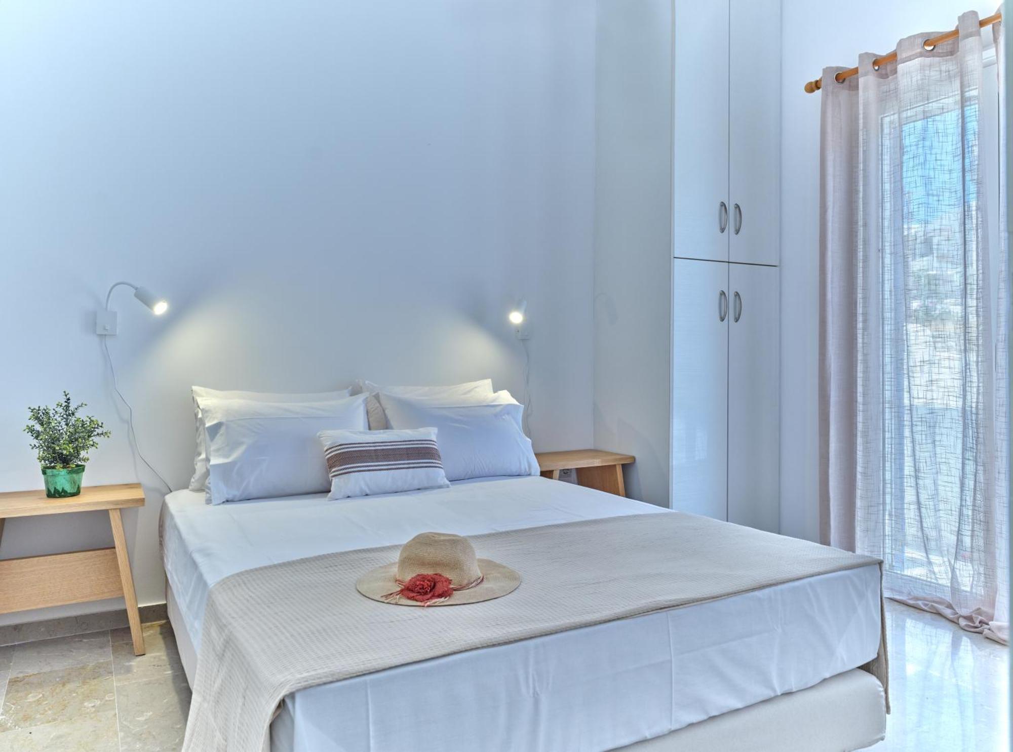 Aurora Beachside Home, Beach, Paros Logaras