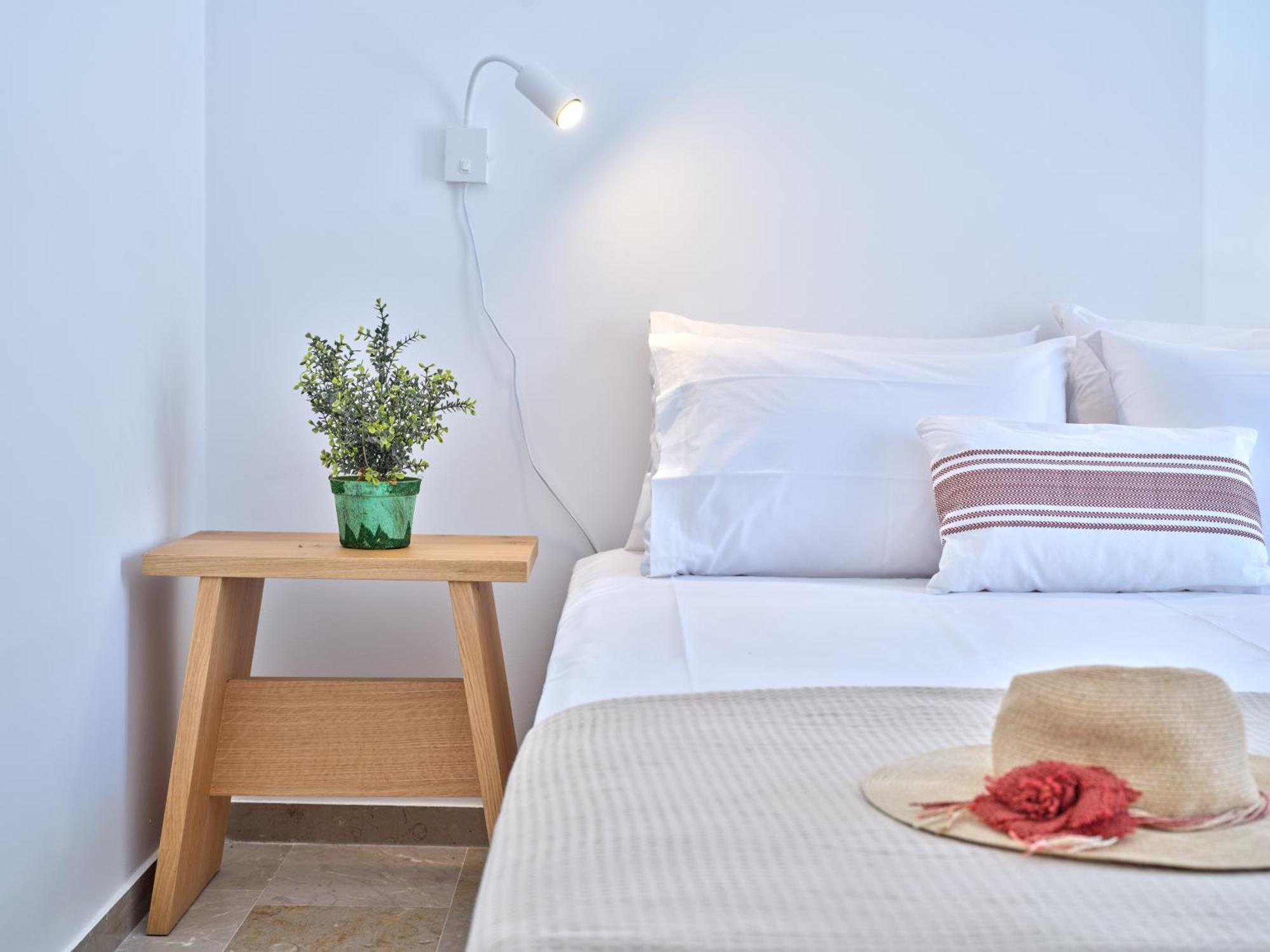 Apartment Aurora Beachside Home, Beach, Paros