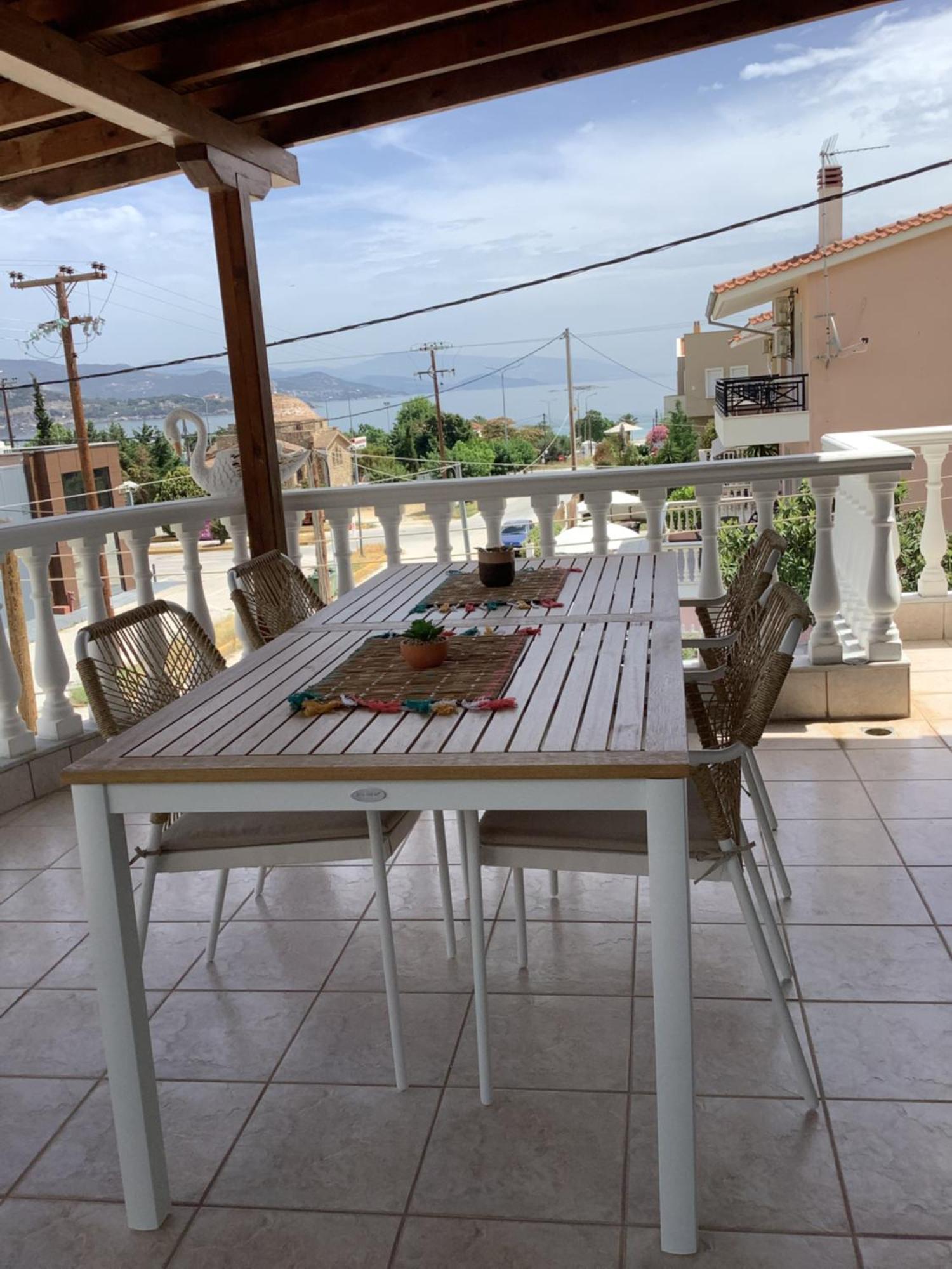 Sunny Luxury House Iraklitsa Holiday home *