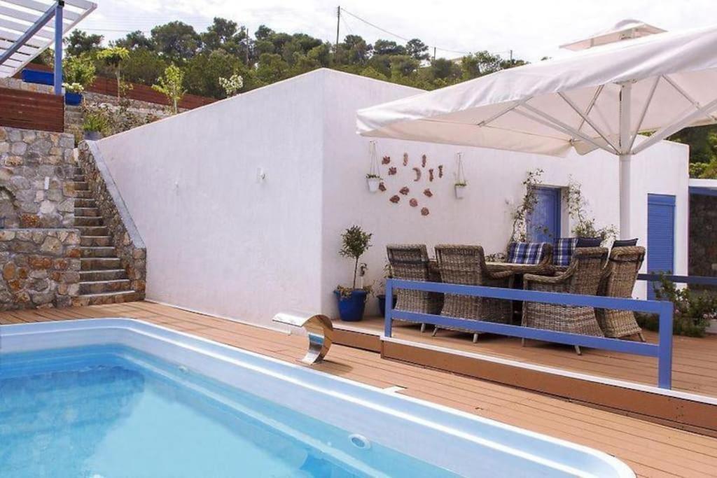 White-blue Luxury 1 *