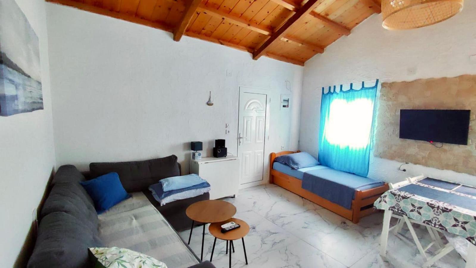 Azzuro Apartment Skopelos Town