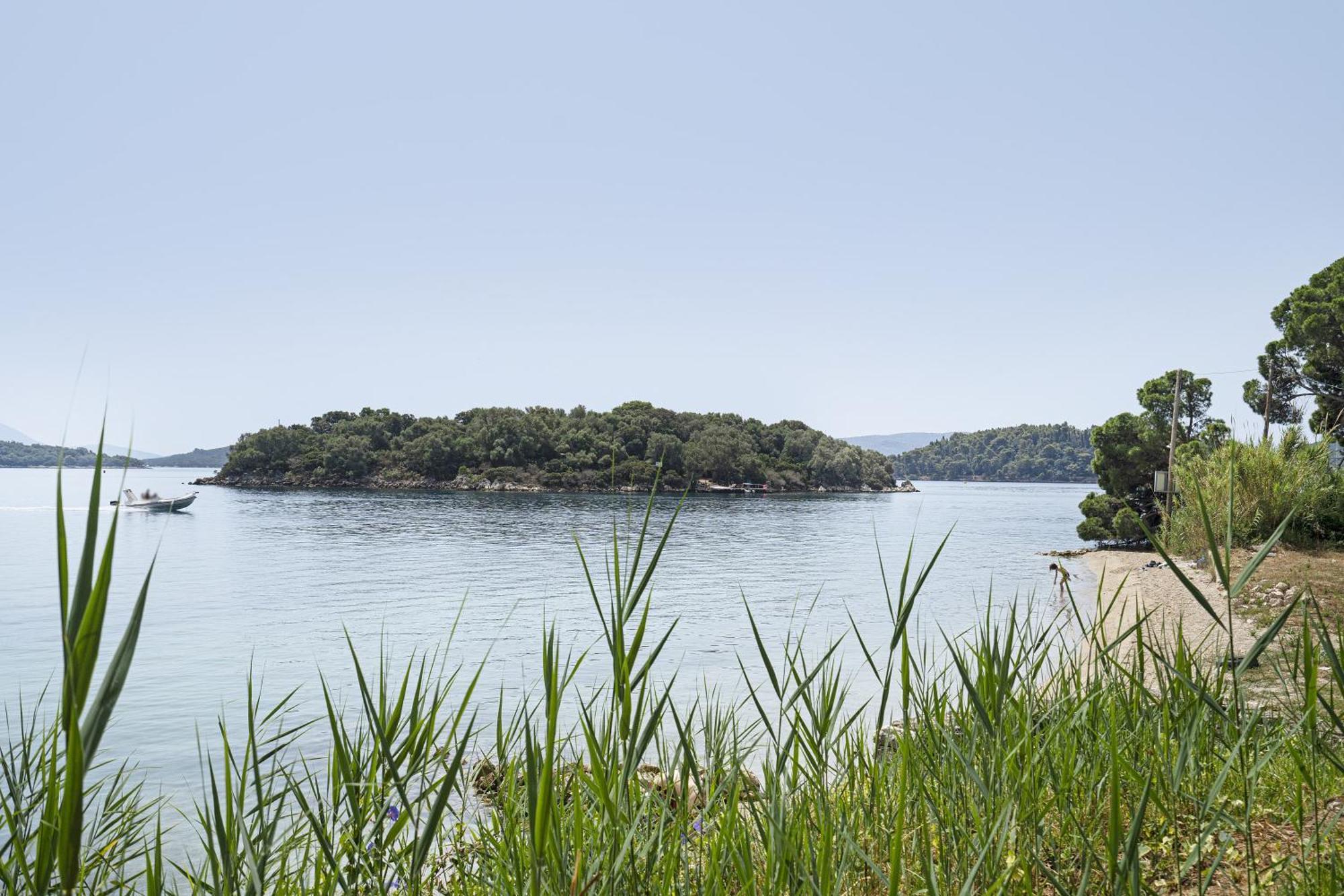 Diamerima 2ari A * Nydri (Lefkada)