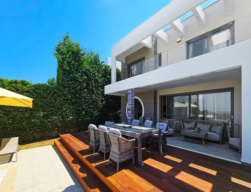 Luxurious 4-bedroom With Private Pool In Kassandra, Halkidiki Villa Paliouri