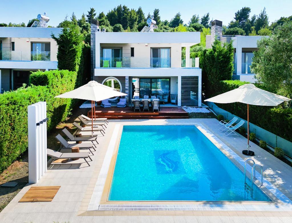 Luxurious 4-bedroom With Private Pool In Kassandra, Halkidiki Villa Paliouri