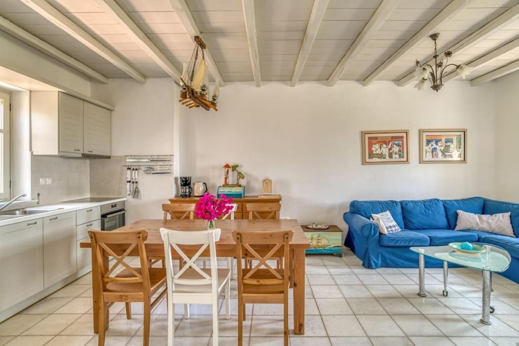 Holiday home Anna With Seaview Of Naxos Isterni (Paros)