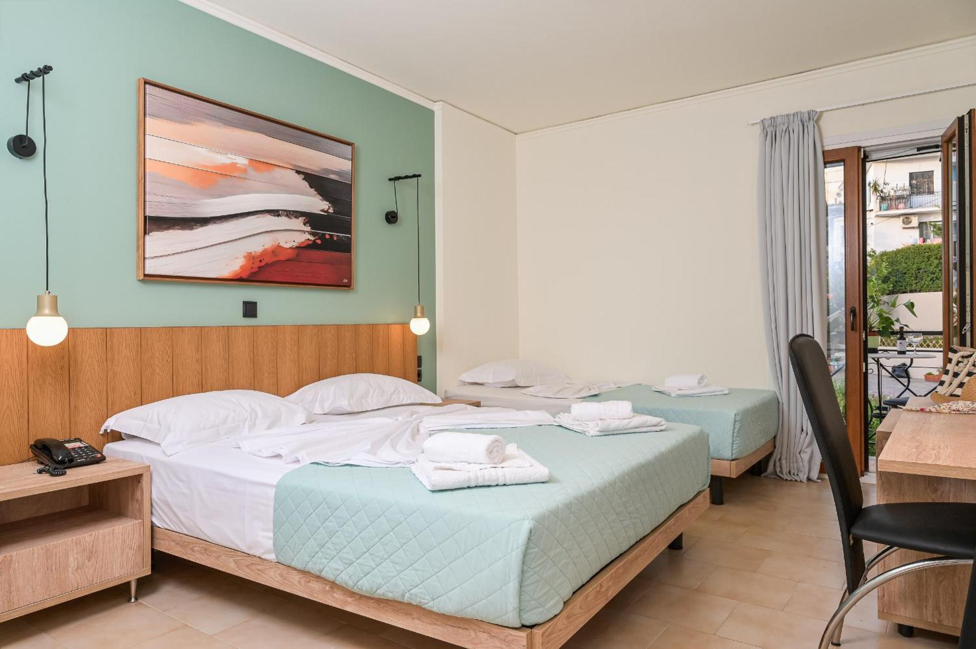Emily Hotel 2*
