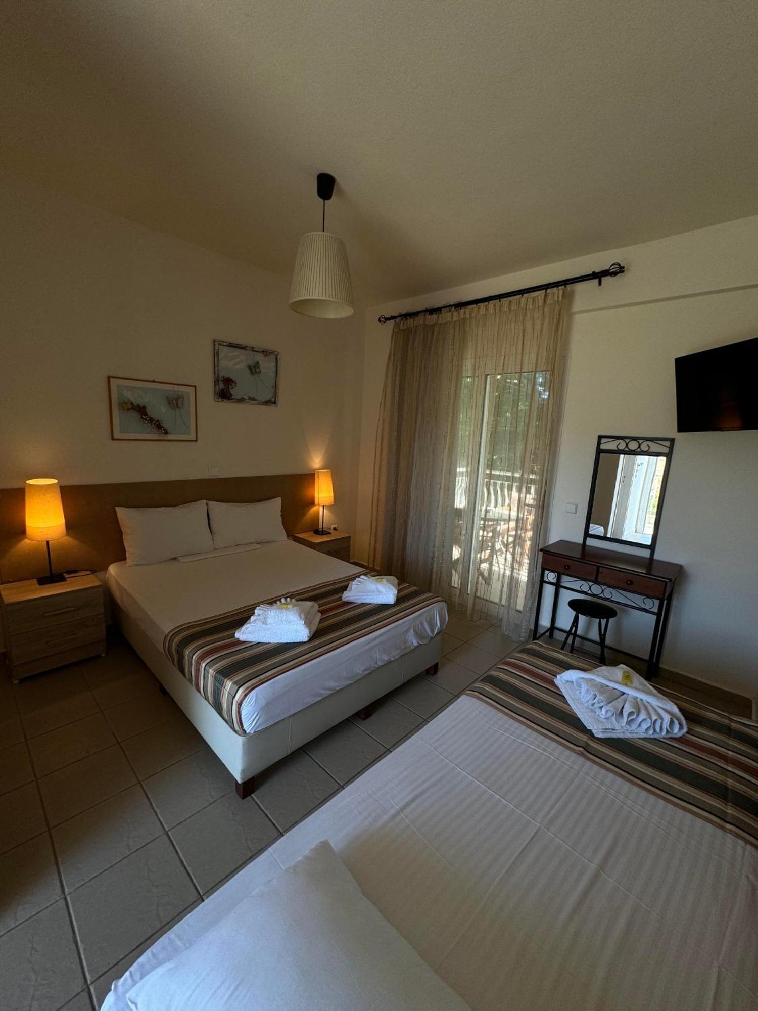 Dafnes Guest house 3*
