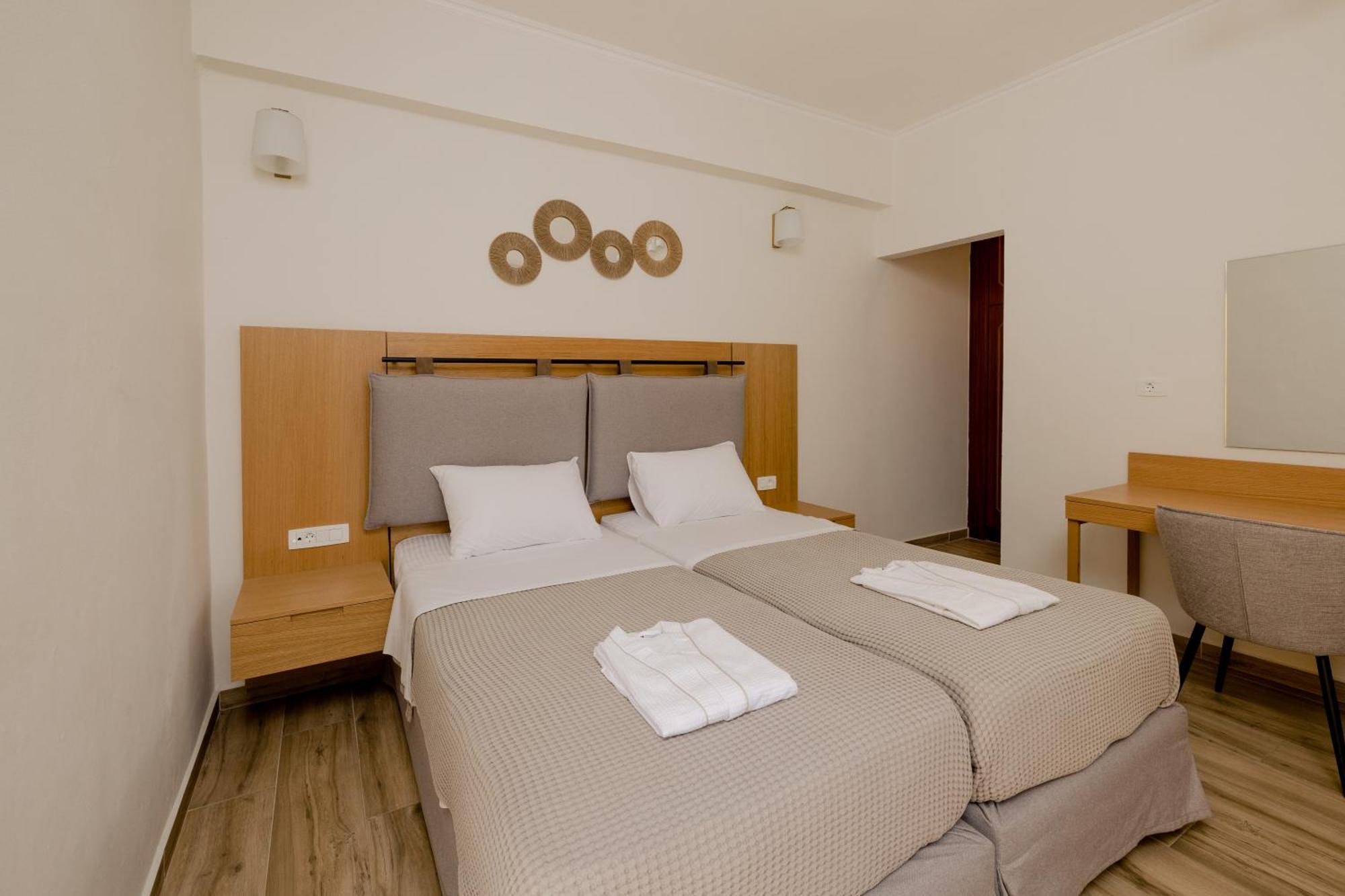 Aparthotel Opera House Symi