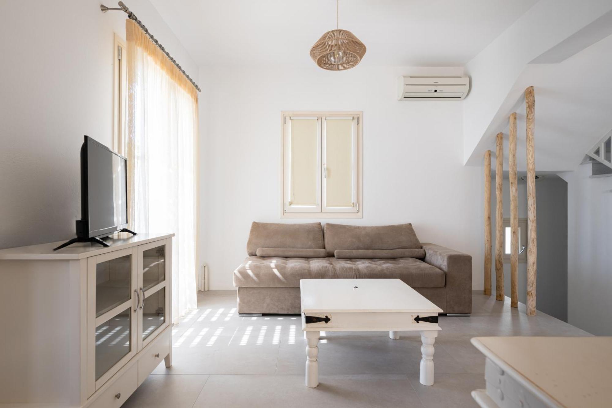 Iliada Villas Aparthotel