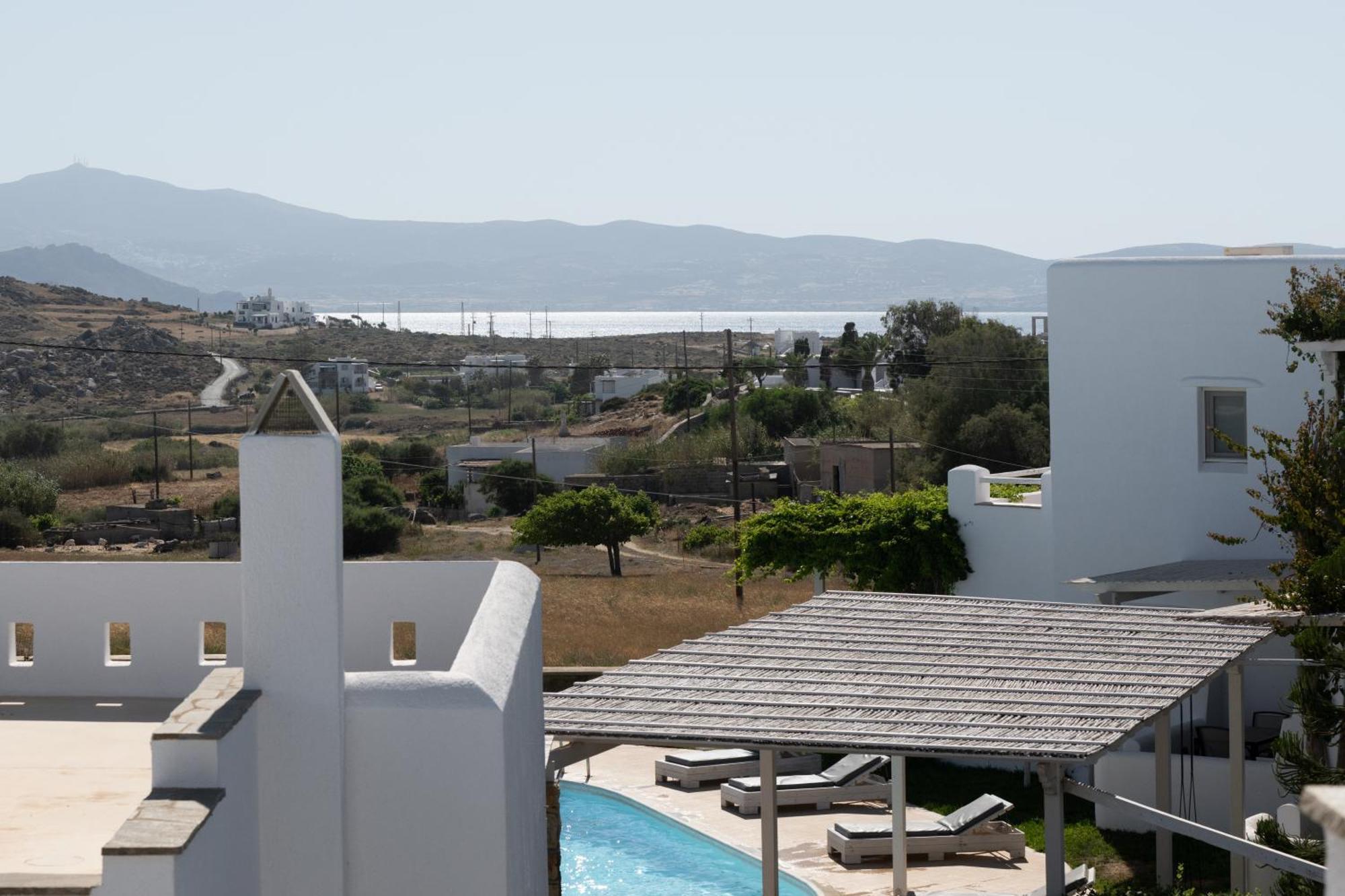 Iliada Villas Aparthotel