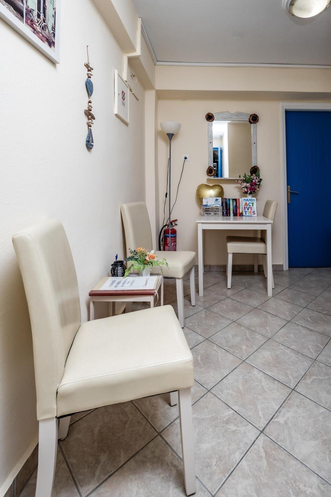 Lefkes Aparthotel *