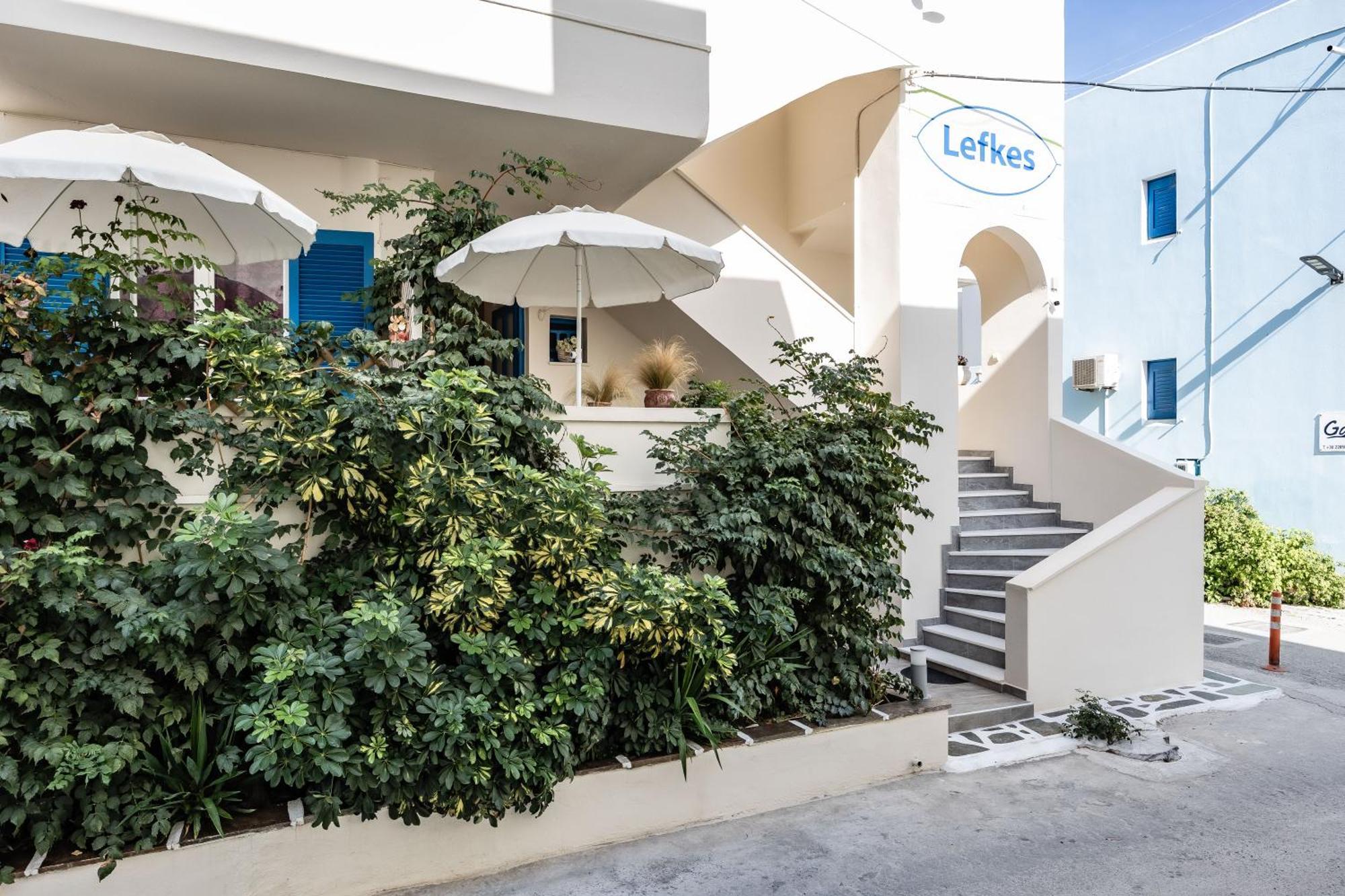 Lefkes Aparthotel *