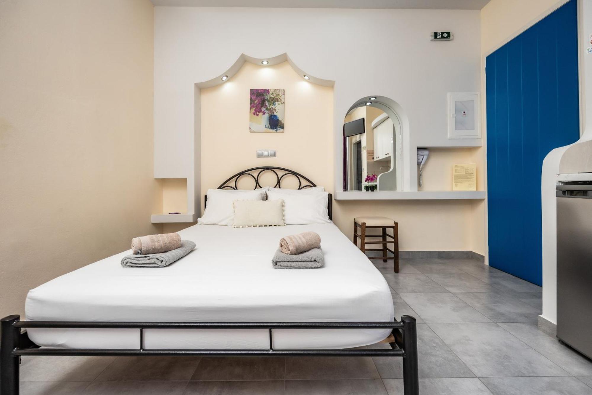 Lefkes Aparthotel