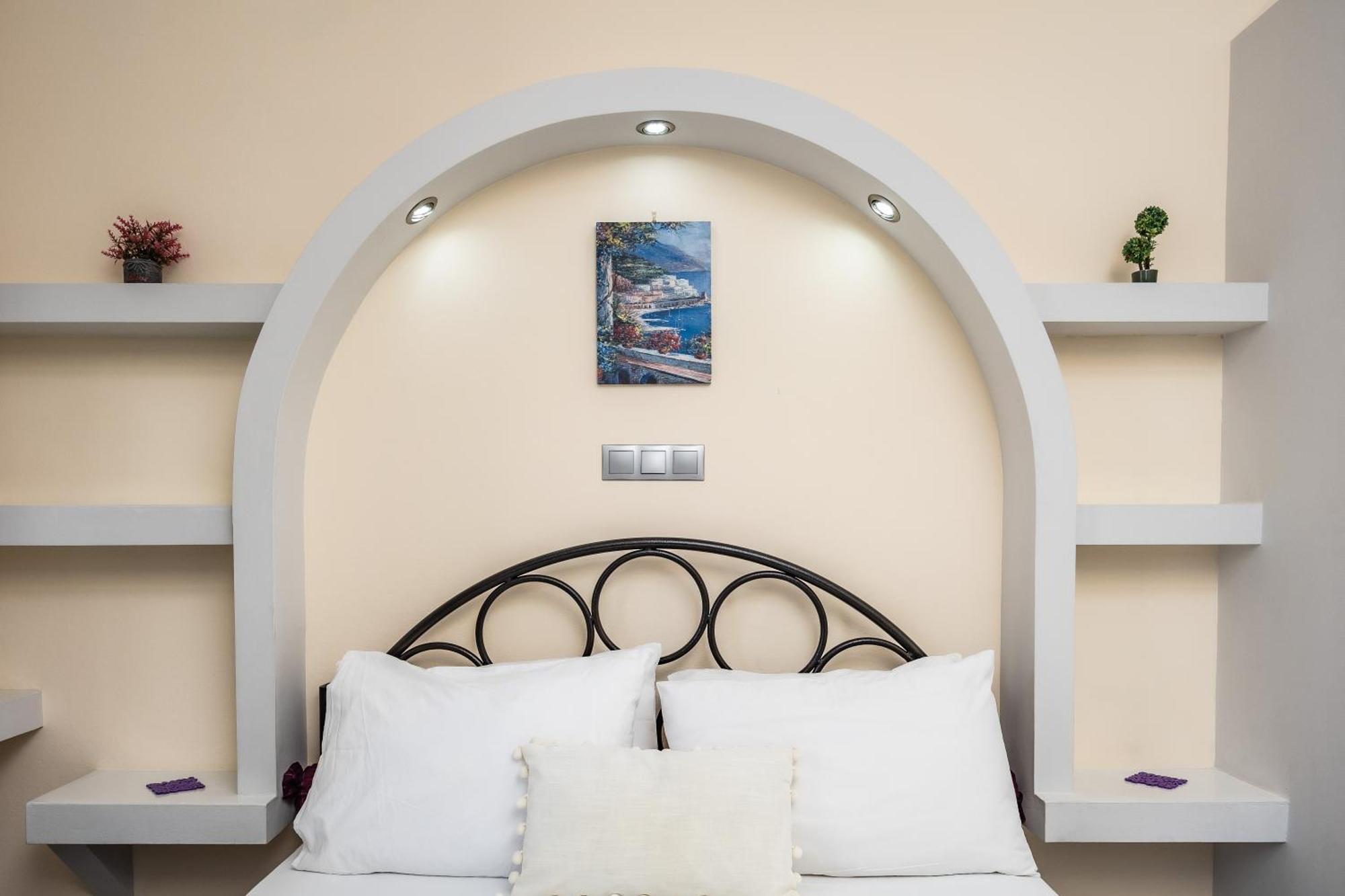 Lefkes Aparthotel *
