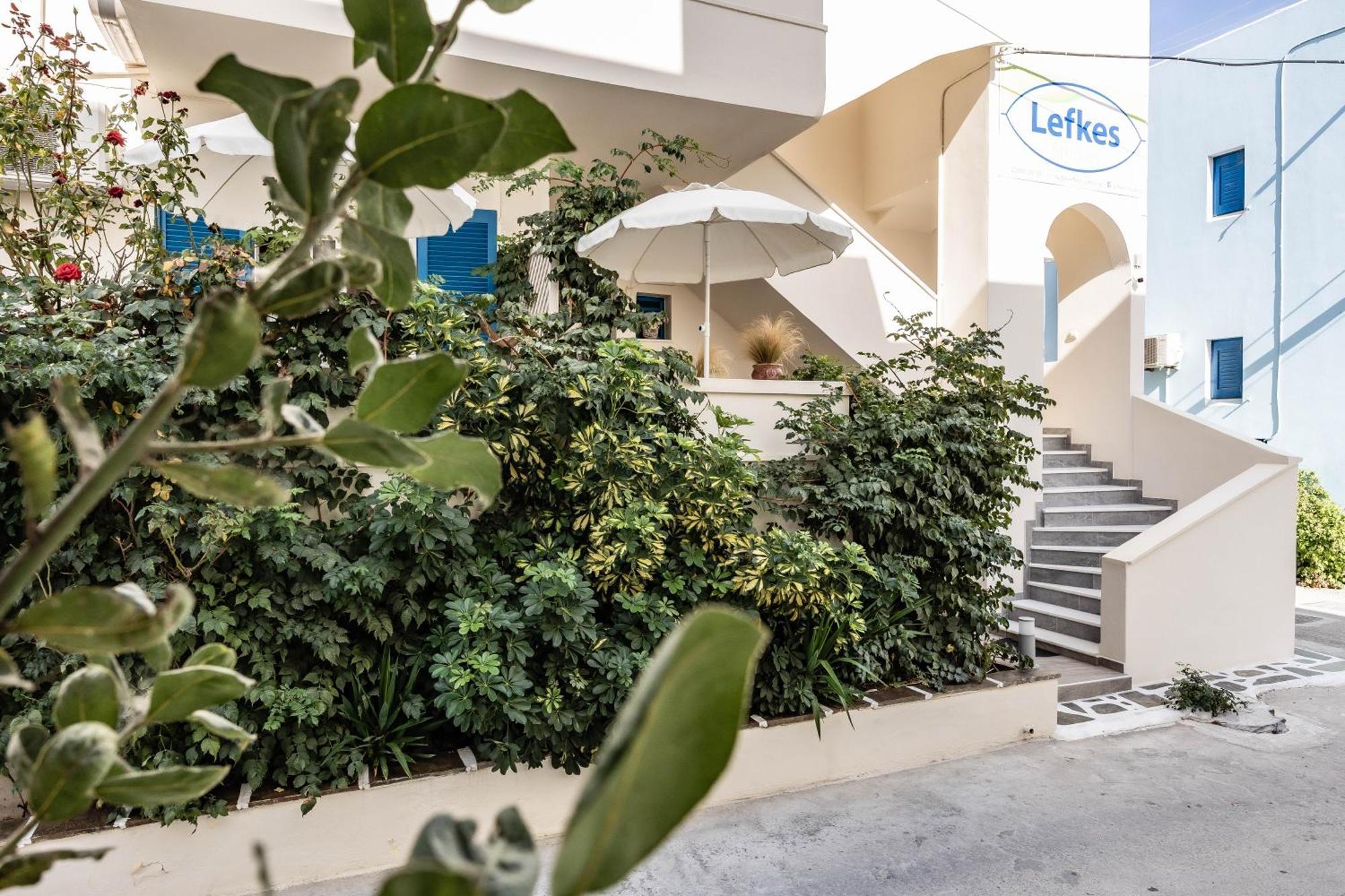 Aparthotel Lefkes *