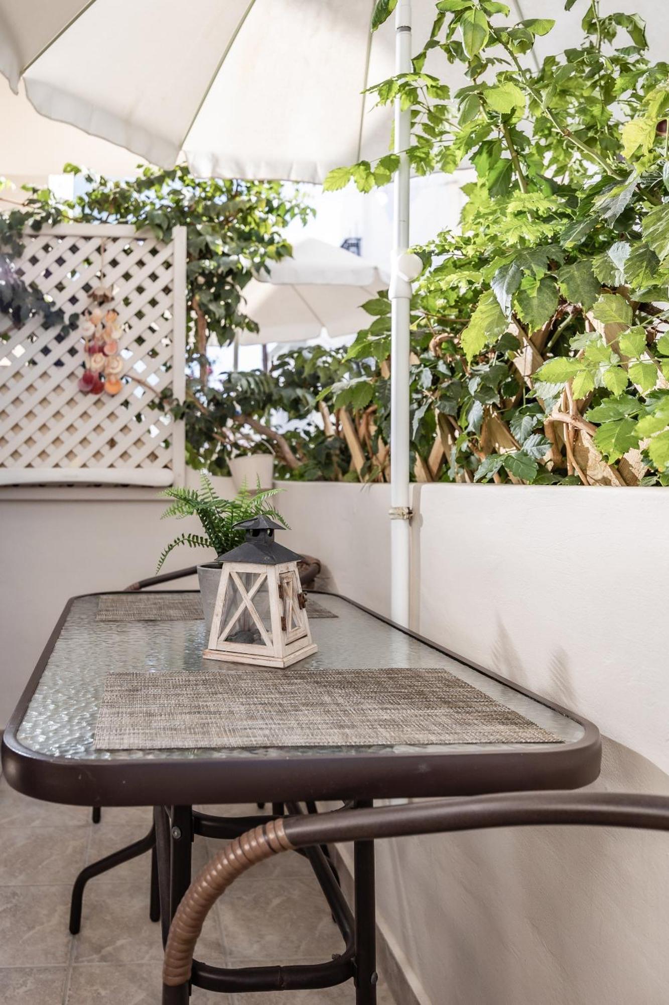 Lefkes Aparthotel