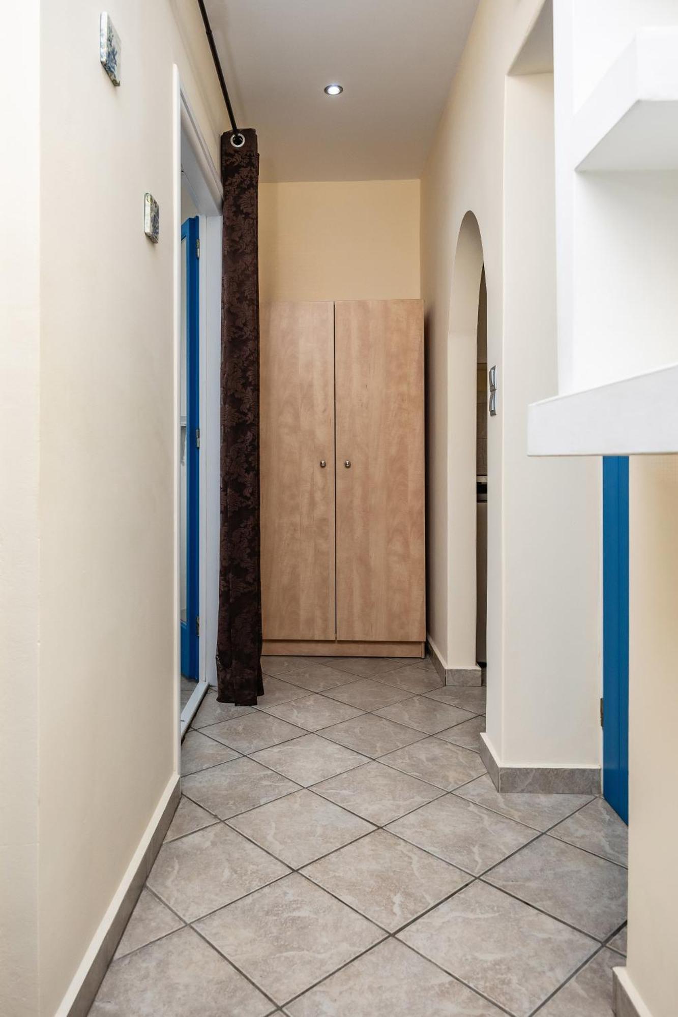 Aparthotel Lefkes