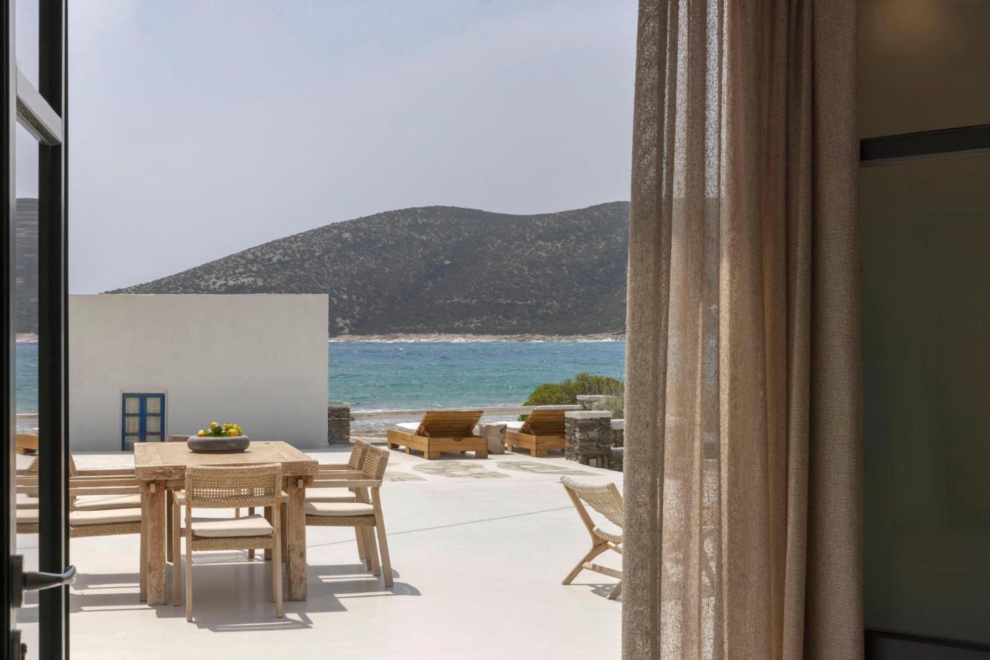 La Residences 3*