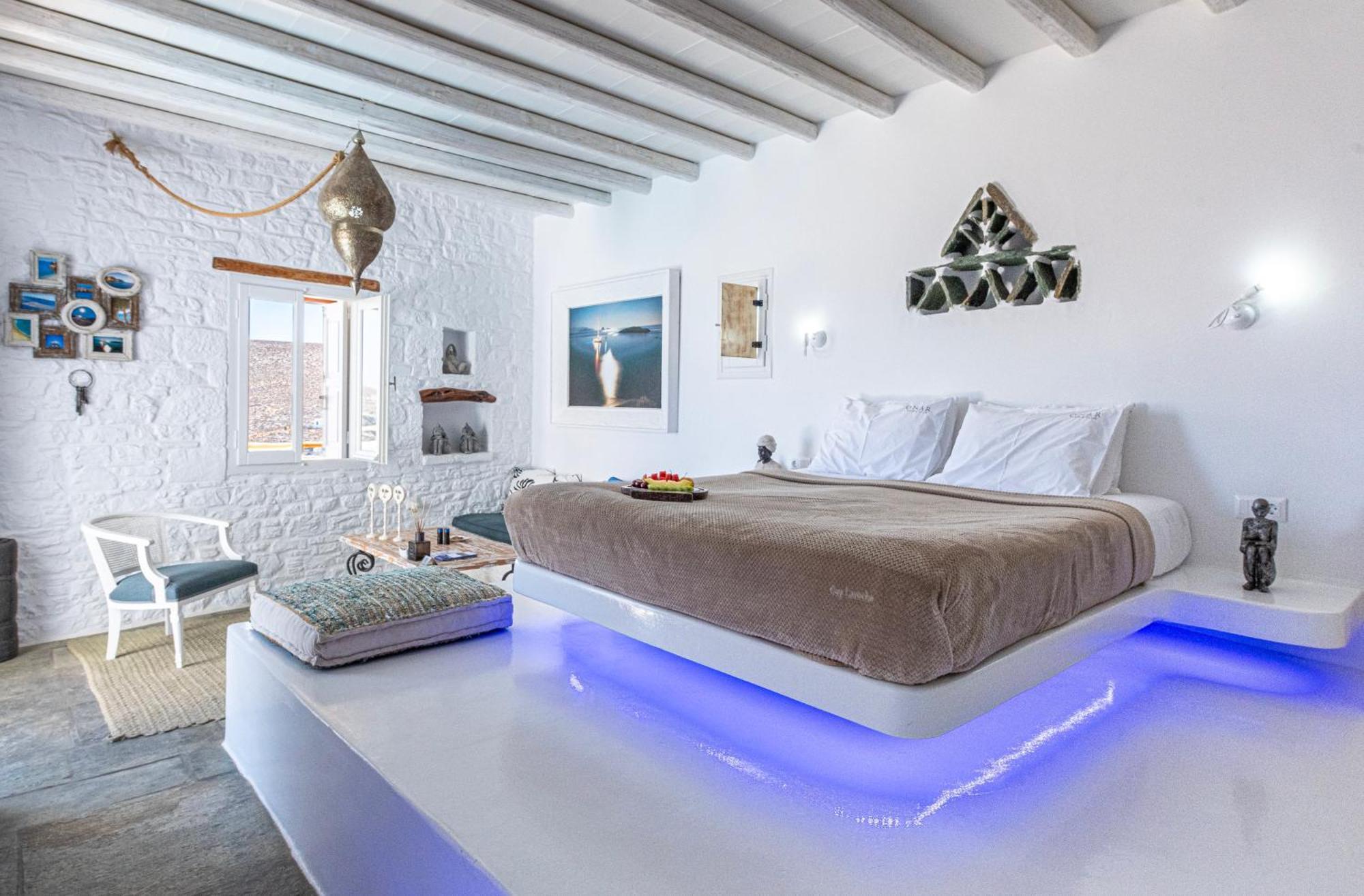 Onar & Villa