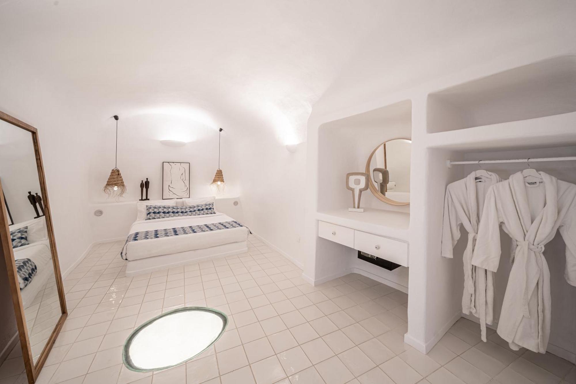 Luna Santorini Apartment Pyrgos Kallistis