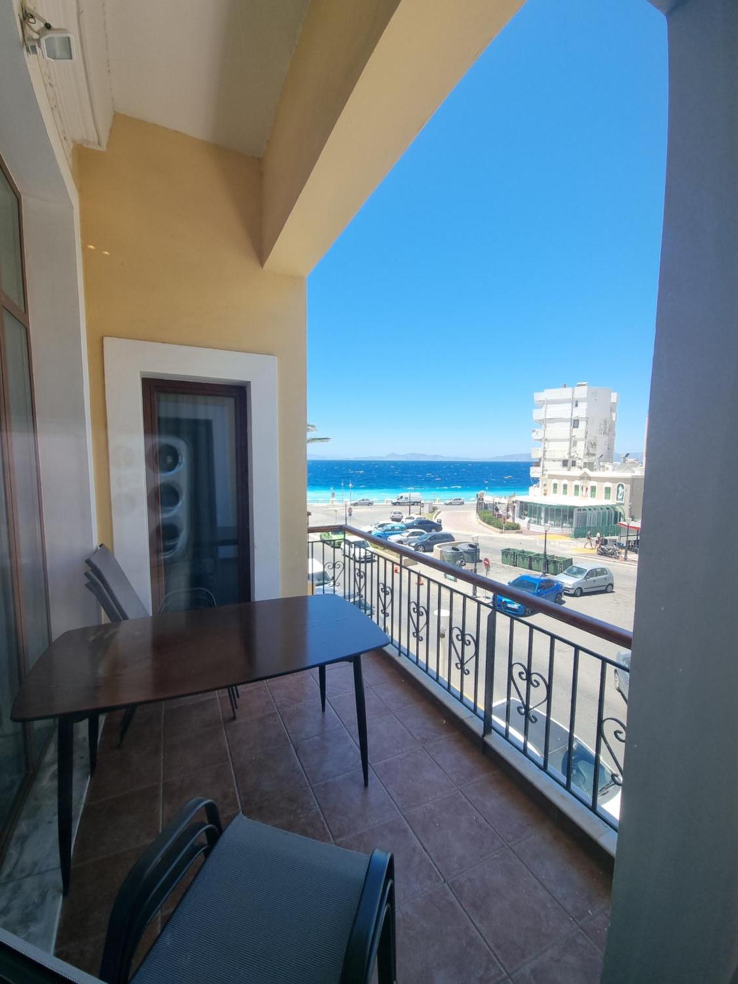 City Center Beach House Apartment