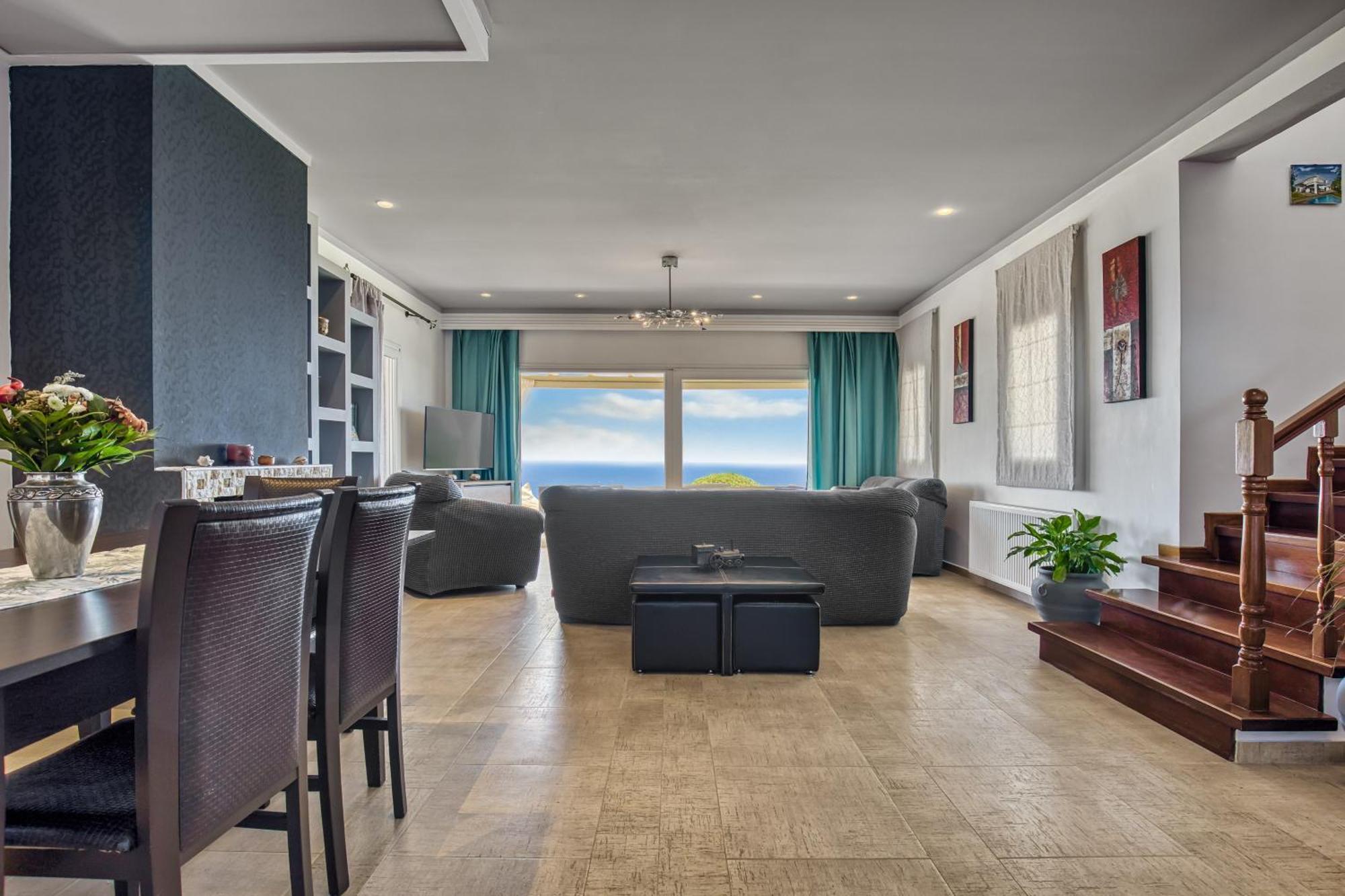 Villa Vardia-amazing Seaviews With Heated Pool *