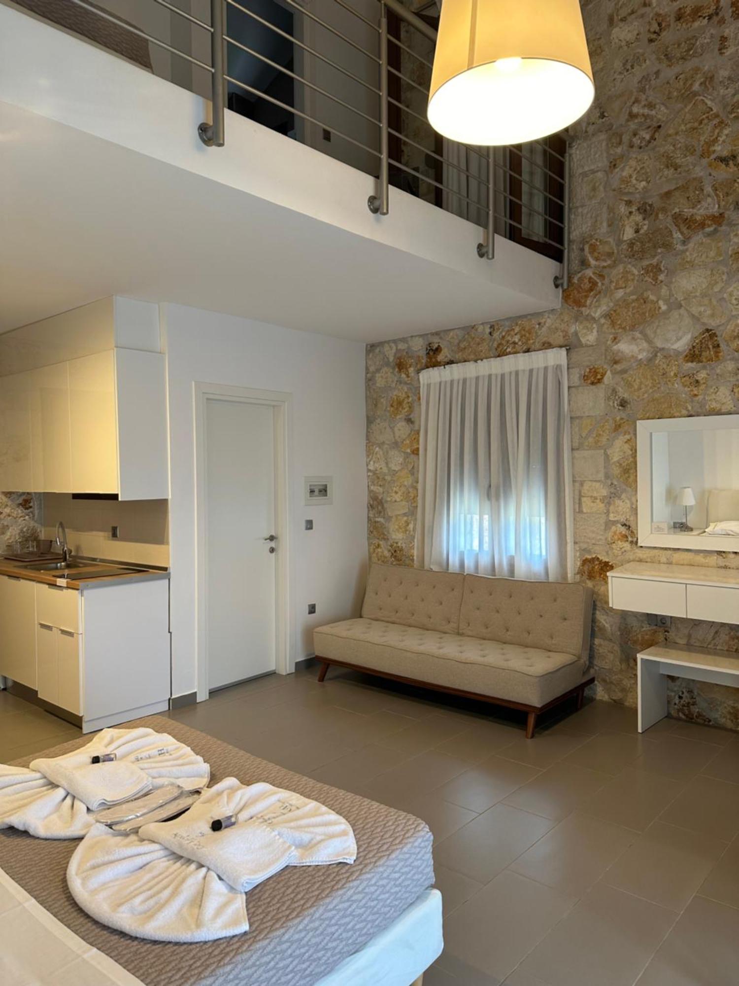 Hotel Hill Valanidorachi