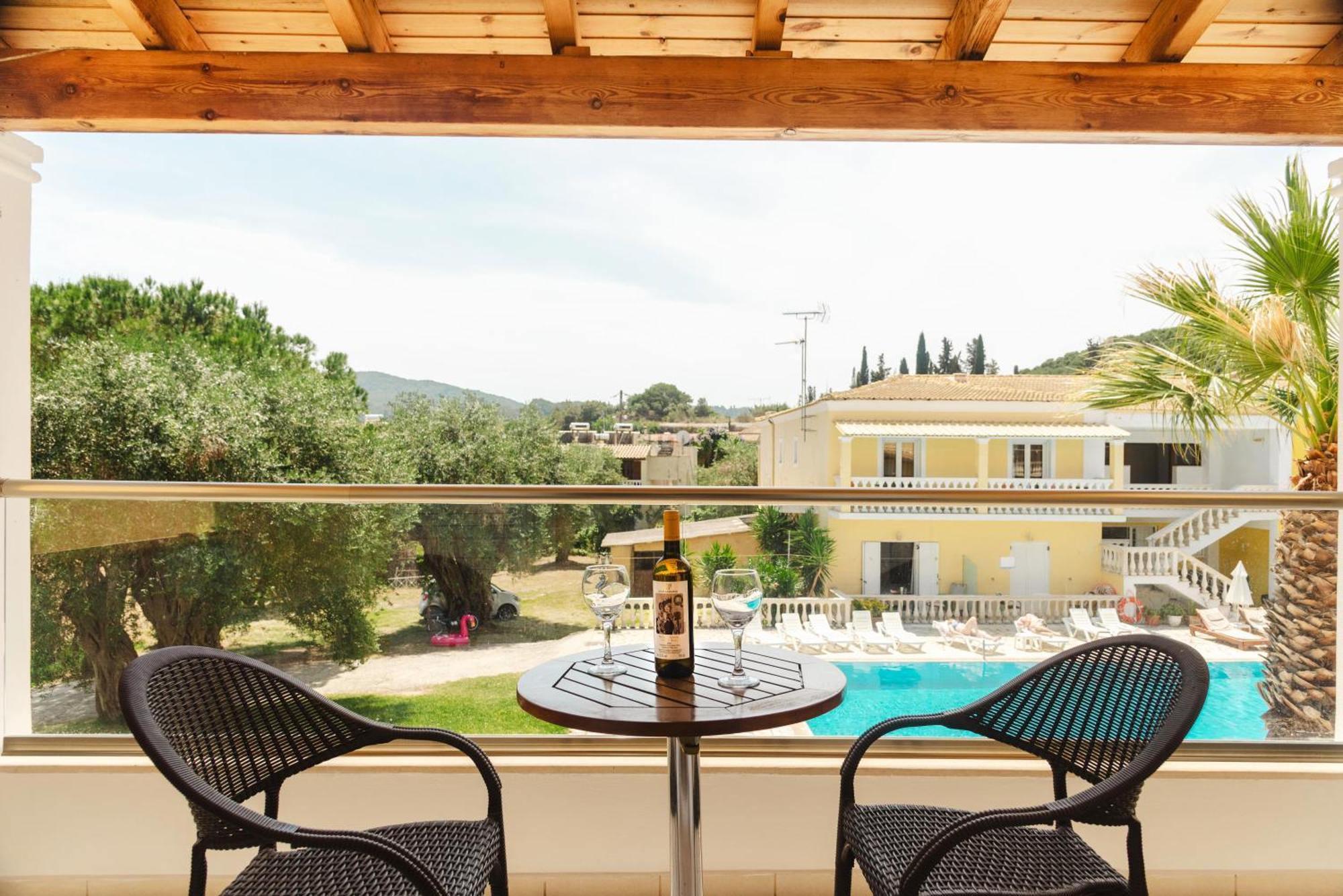 Holiday home Corfu Nikki's *
