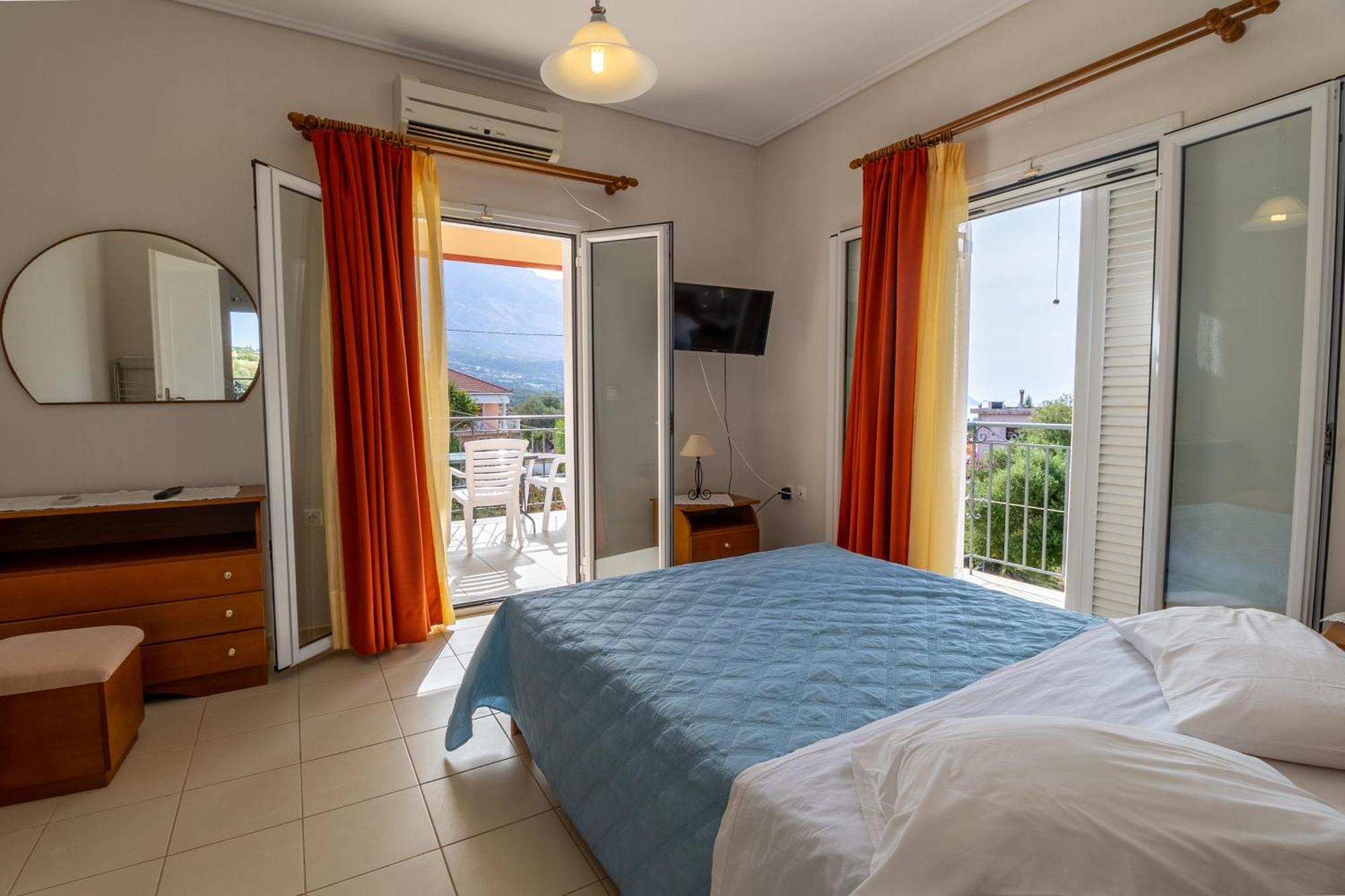 Thekla Apartment *
