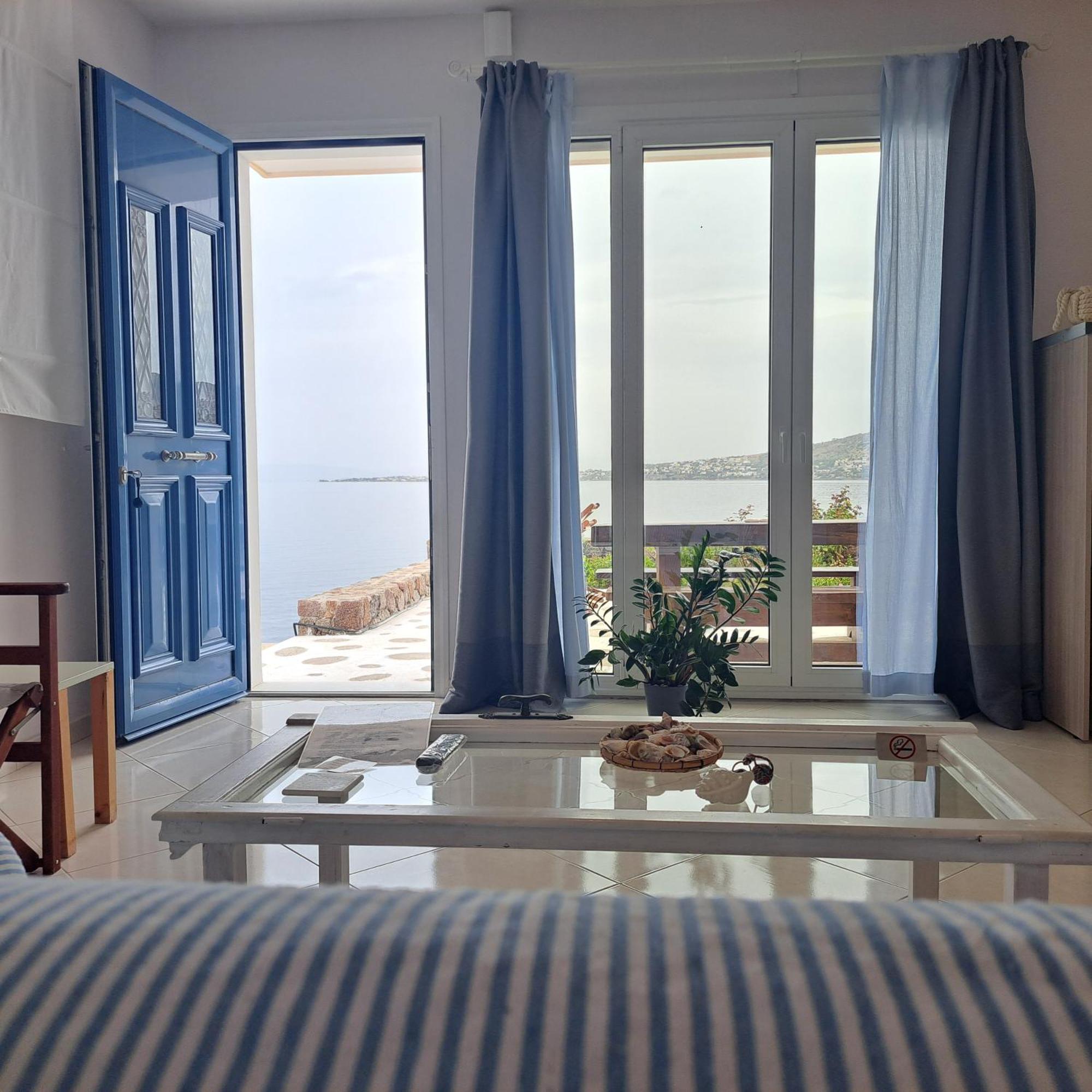 Ithaca Apartment Perdika (Aegina)