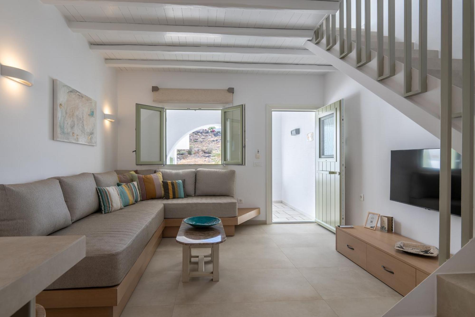 Anthos Aparthotel Naousa (Paros)