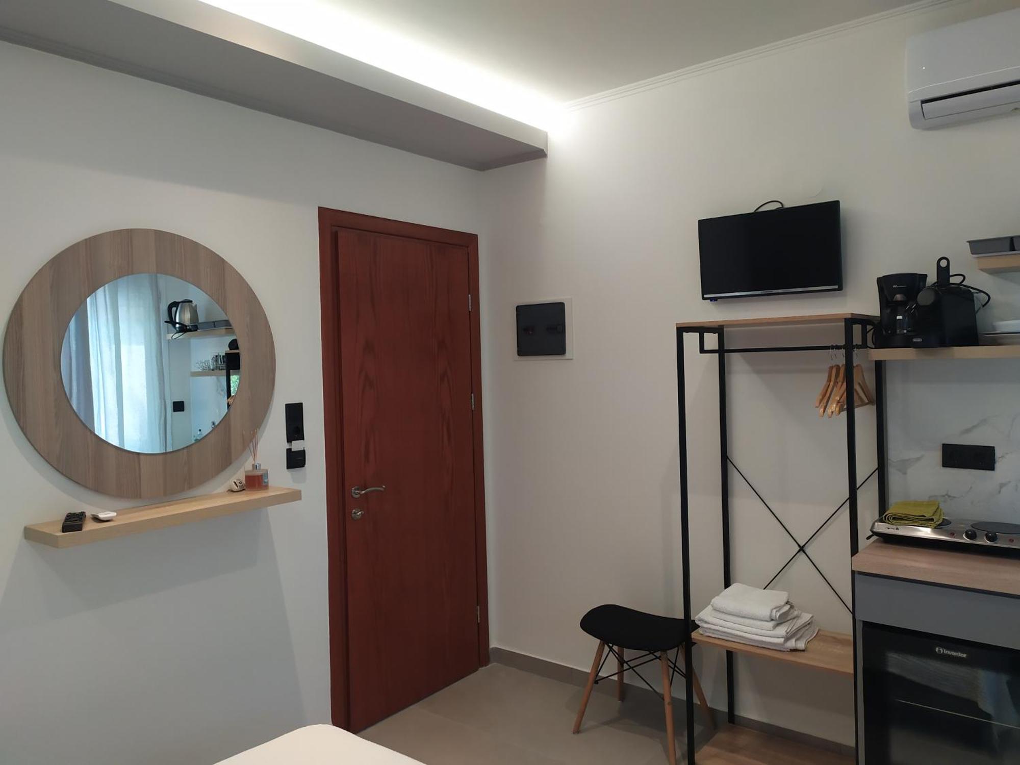 Periklis Guest house *