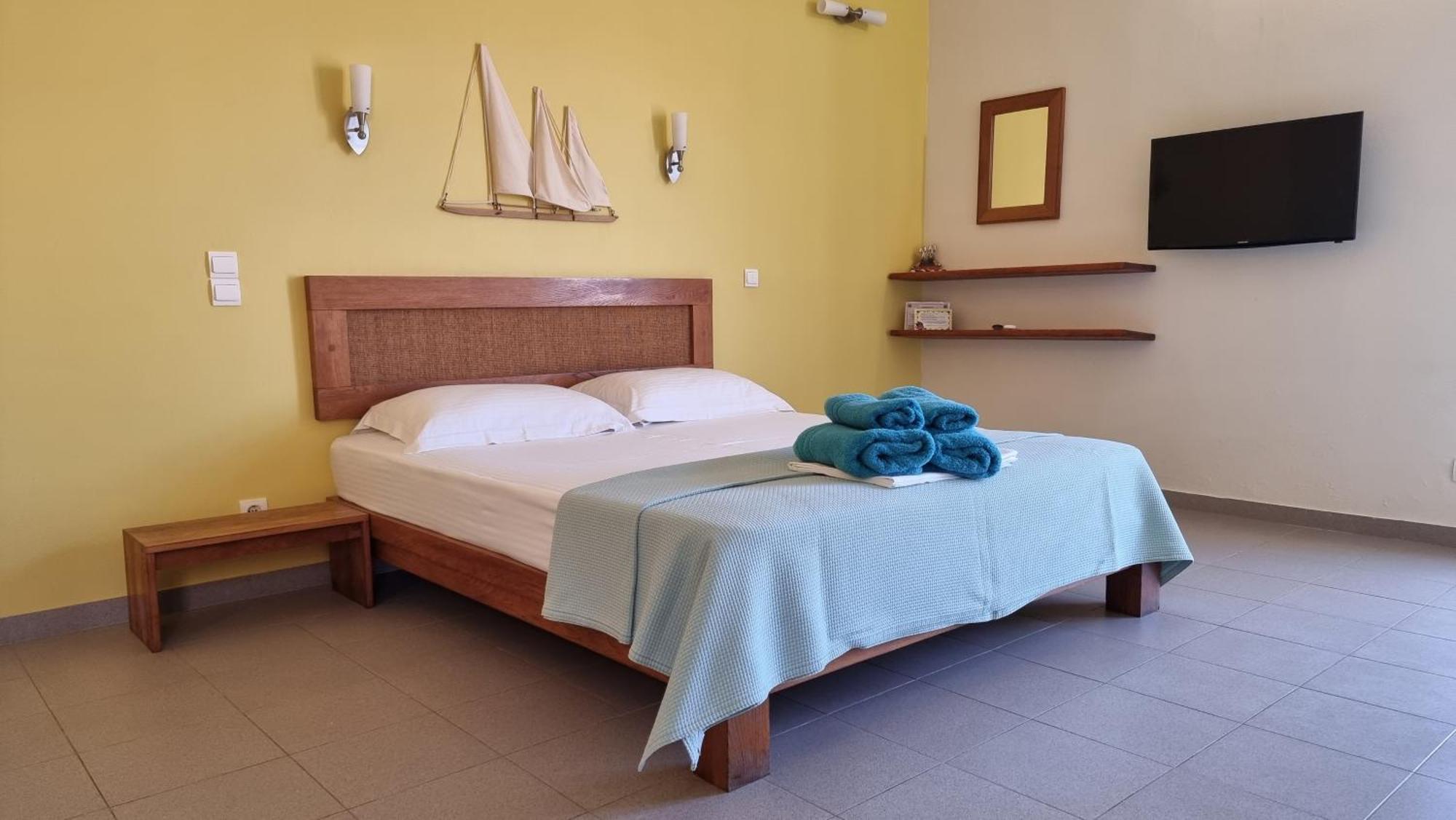 Bed & Breakfast Domatia Me Thea Elafonissos