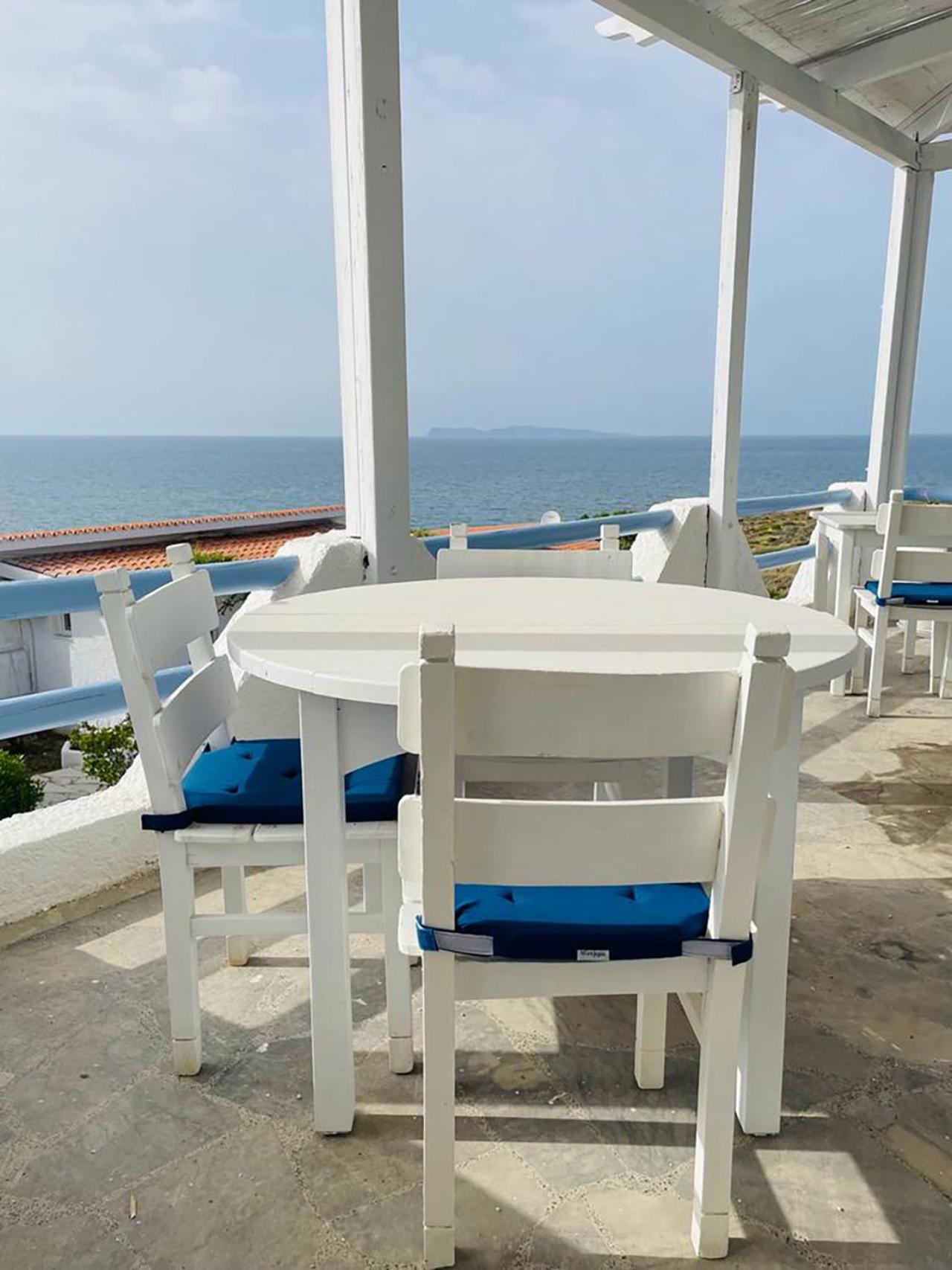 Lassion Golden Bay Hotel