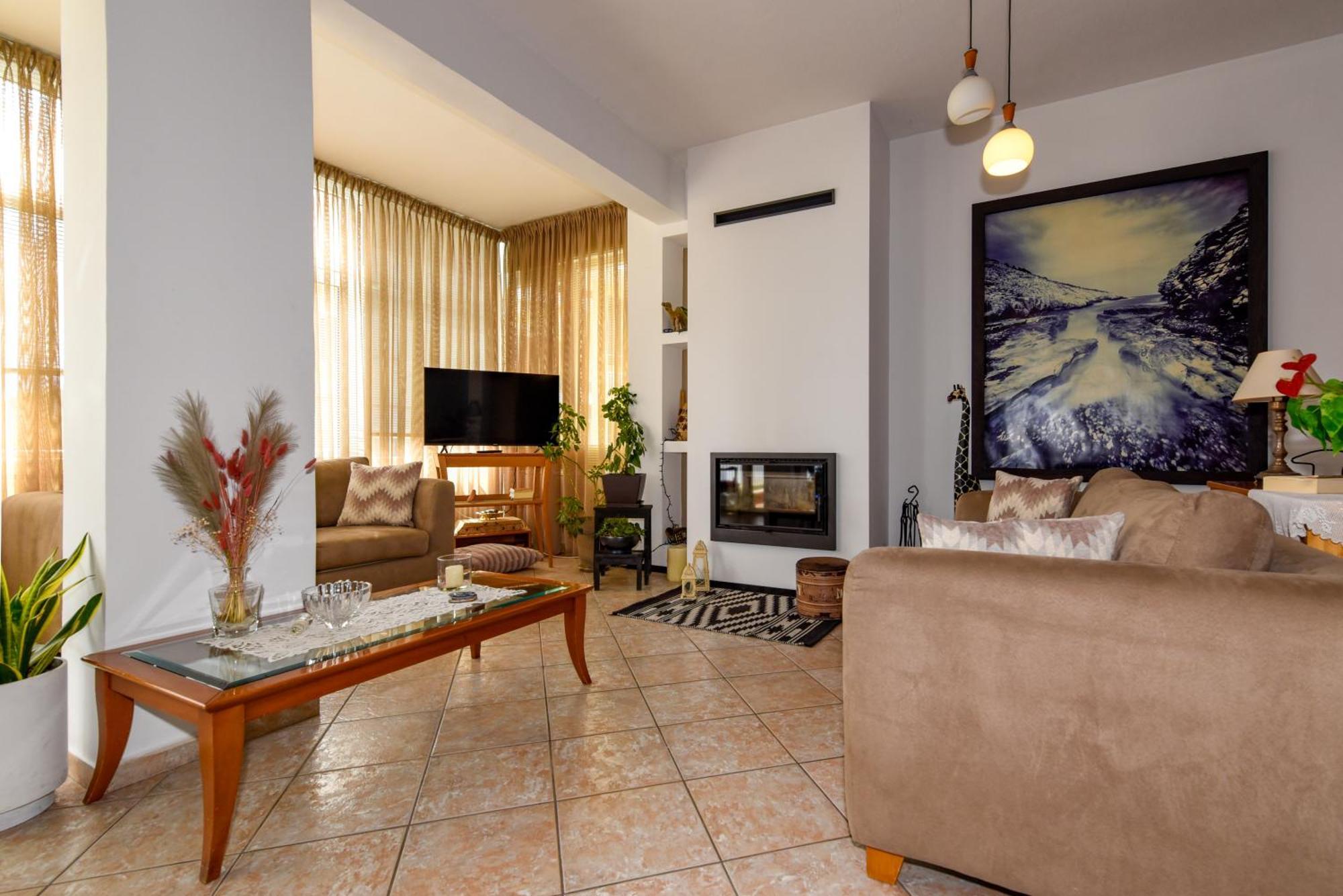 Beach Apartment *