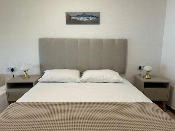 Thalassa-seafront Family Apartment