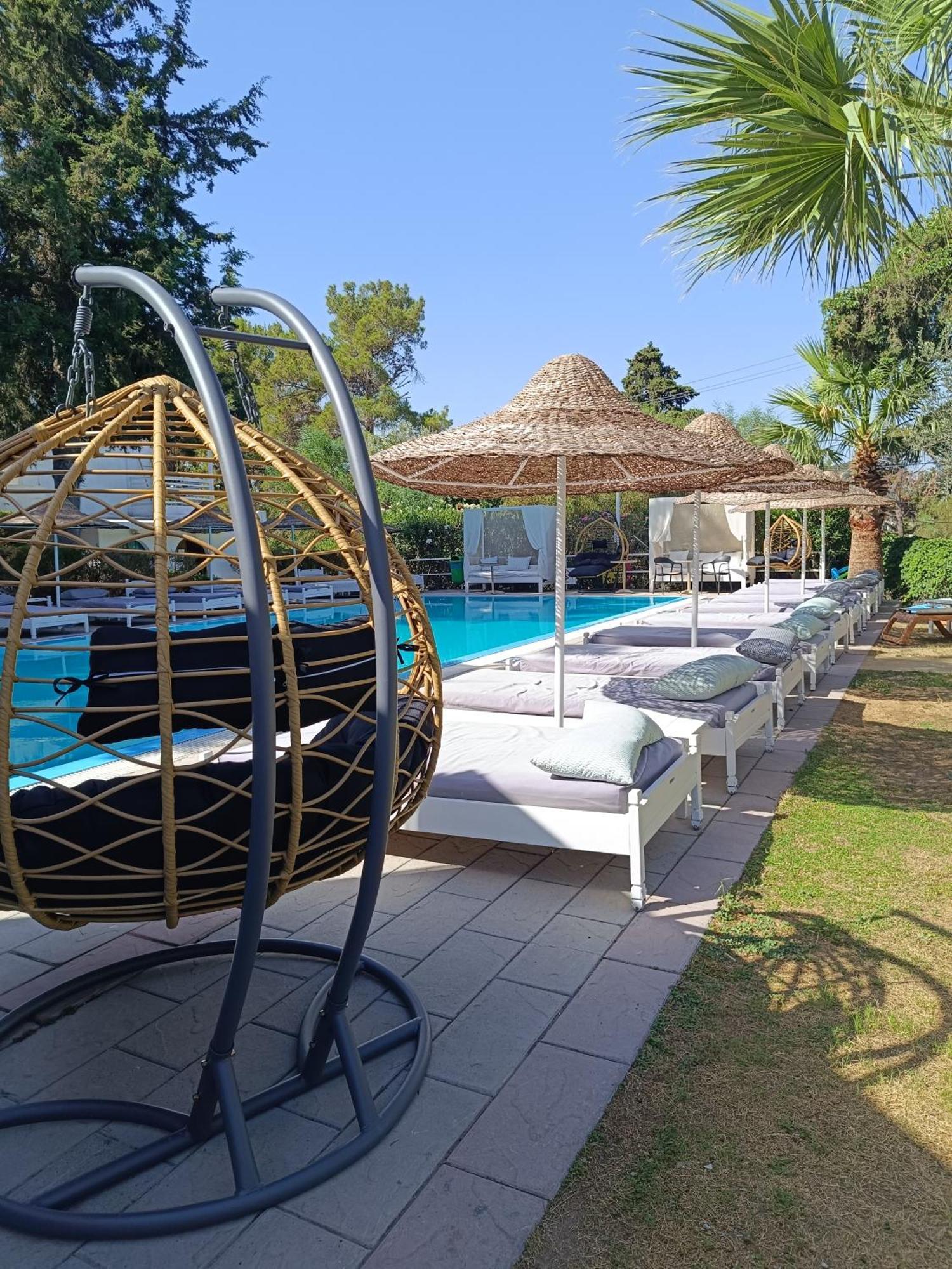Aparthotel Pine Trees Art Ixia (Rhodes)