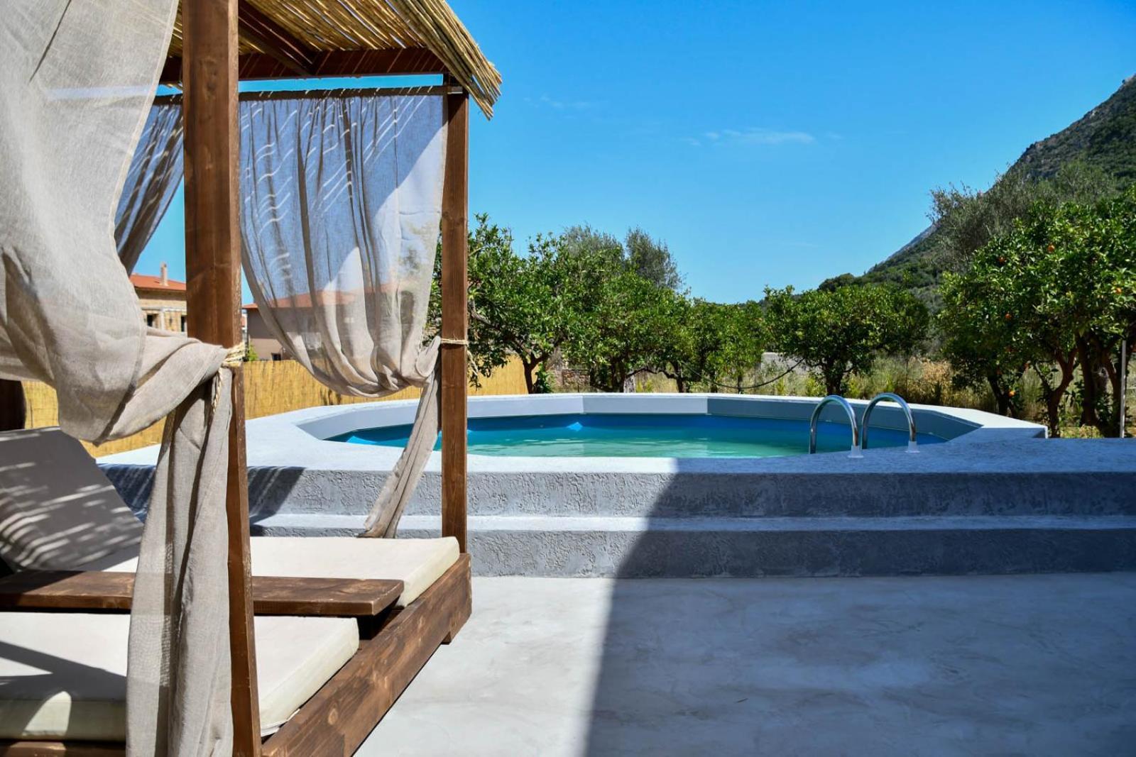 Terra Nova Luxury *