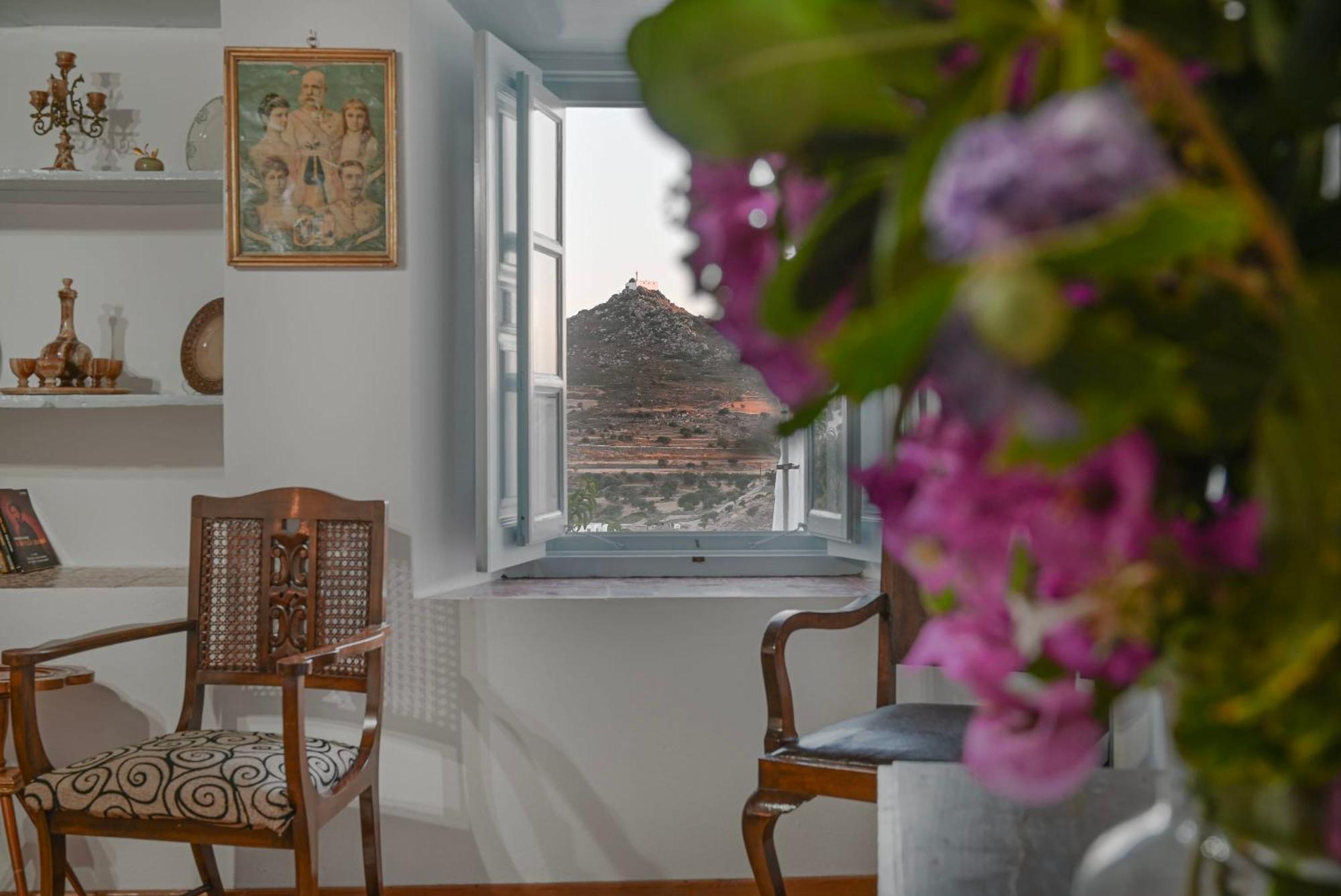 Anoi Traditional House Architectural Charm Holiday home *