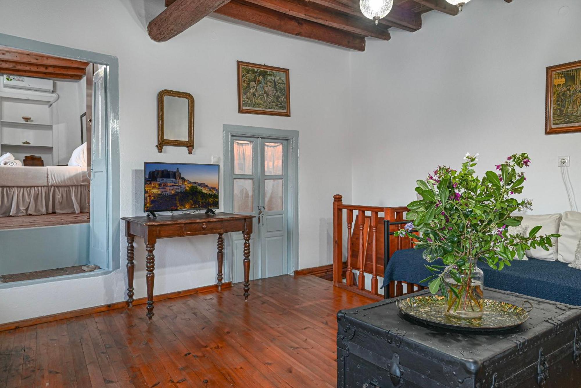 Anoi Traditional House Architectural Charm Holiday home Patmos Town