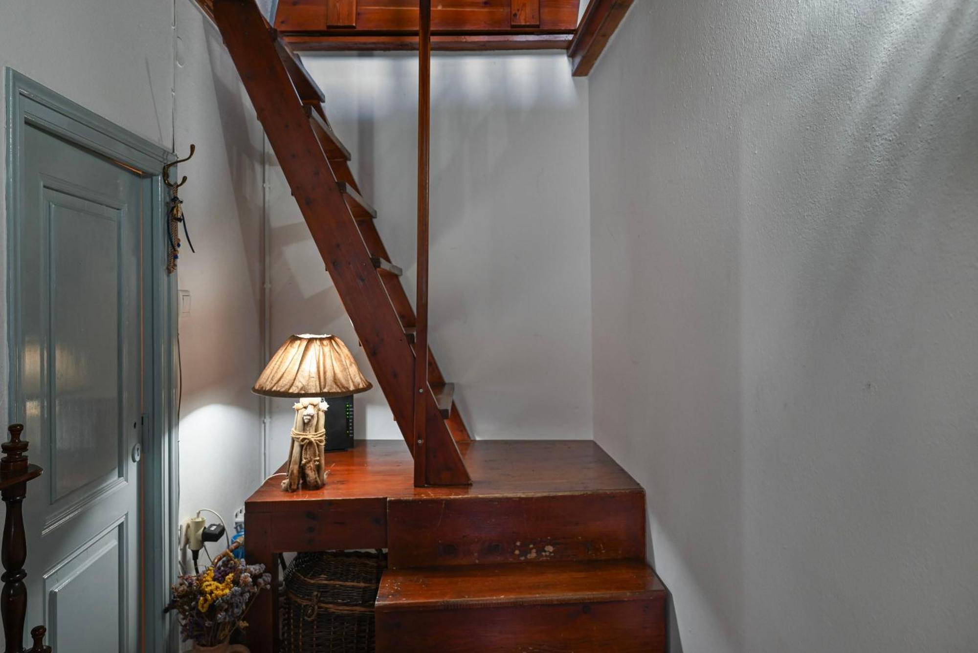 Anoi Traditional House Architectural Charm *