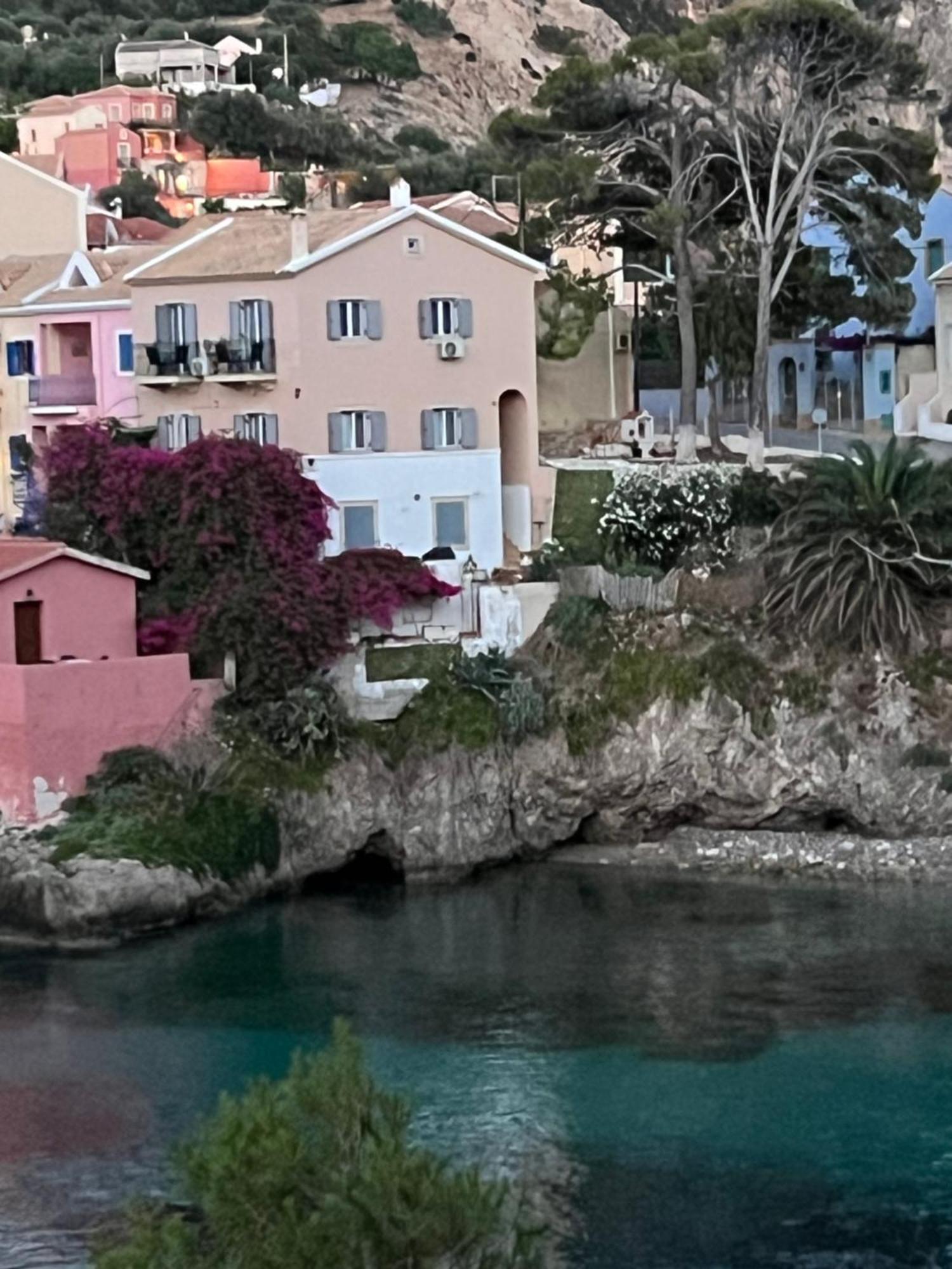 Holiday home La Casa Sulle Rocce House On The Rocks